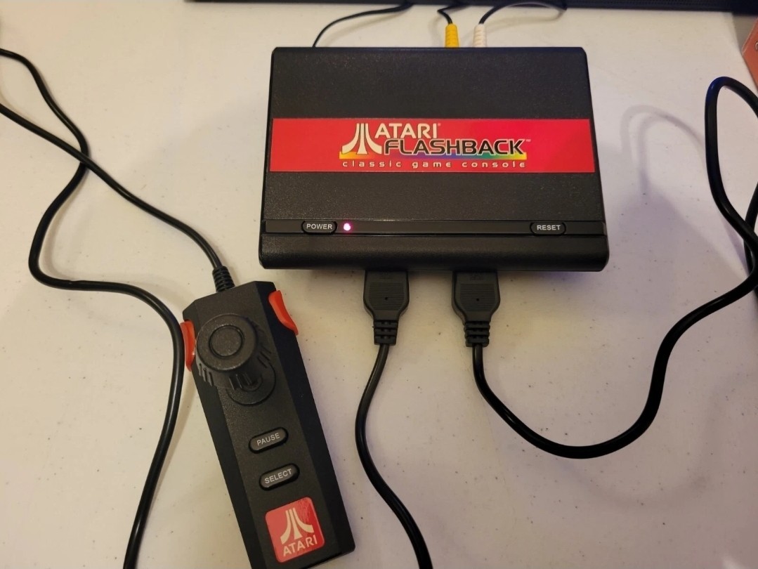 Atari Flashback 1st Edition Classic Game Console 20 Built In Games 7800 Style…