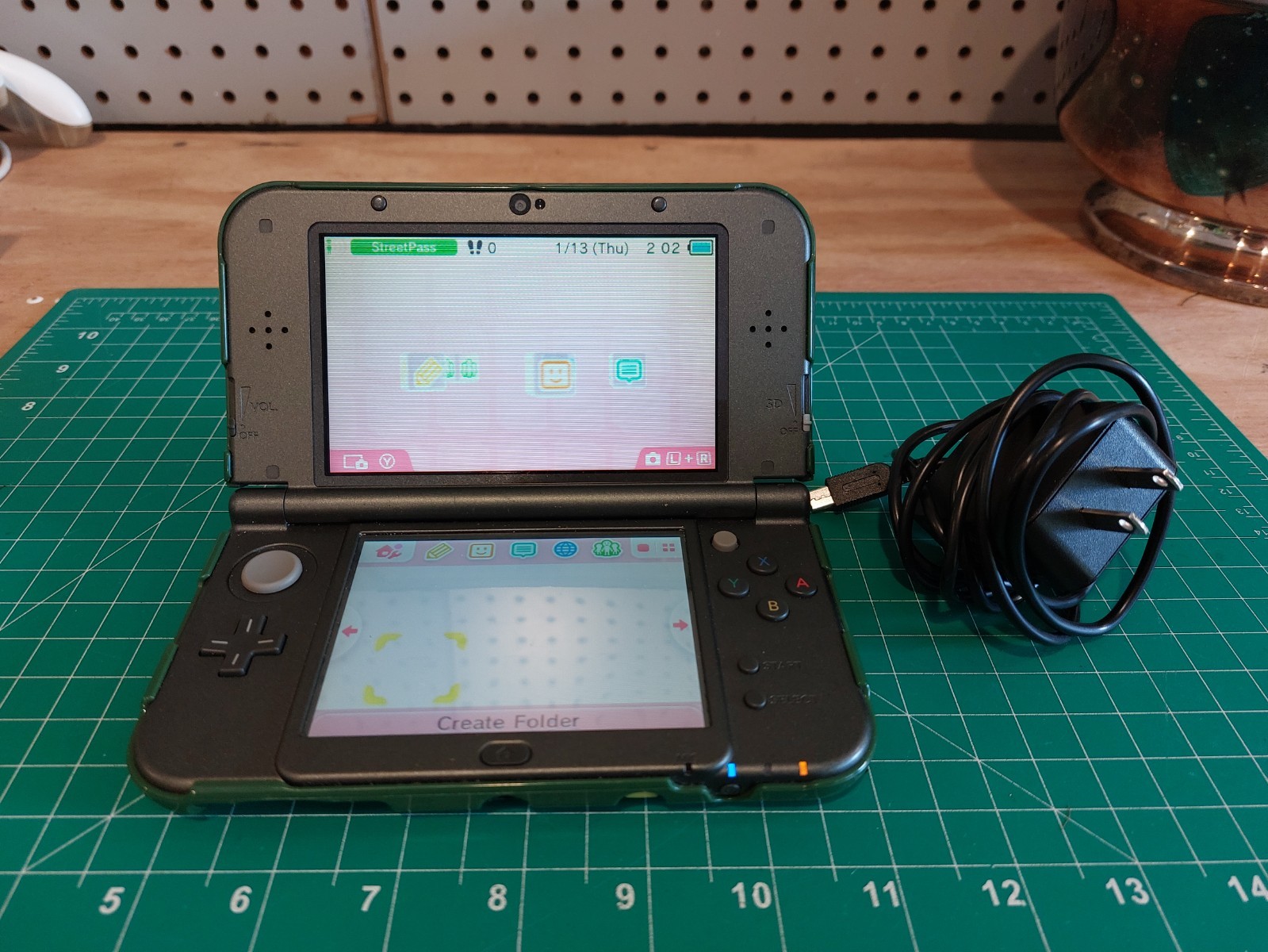 Nintendo New 3DS XL Black Console Tested with Green Zelda Hylian Cover