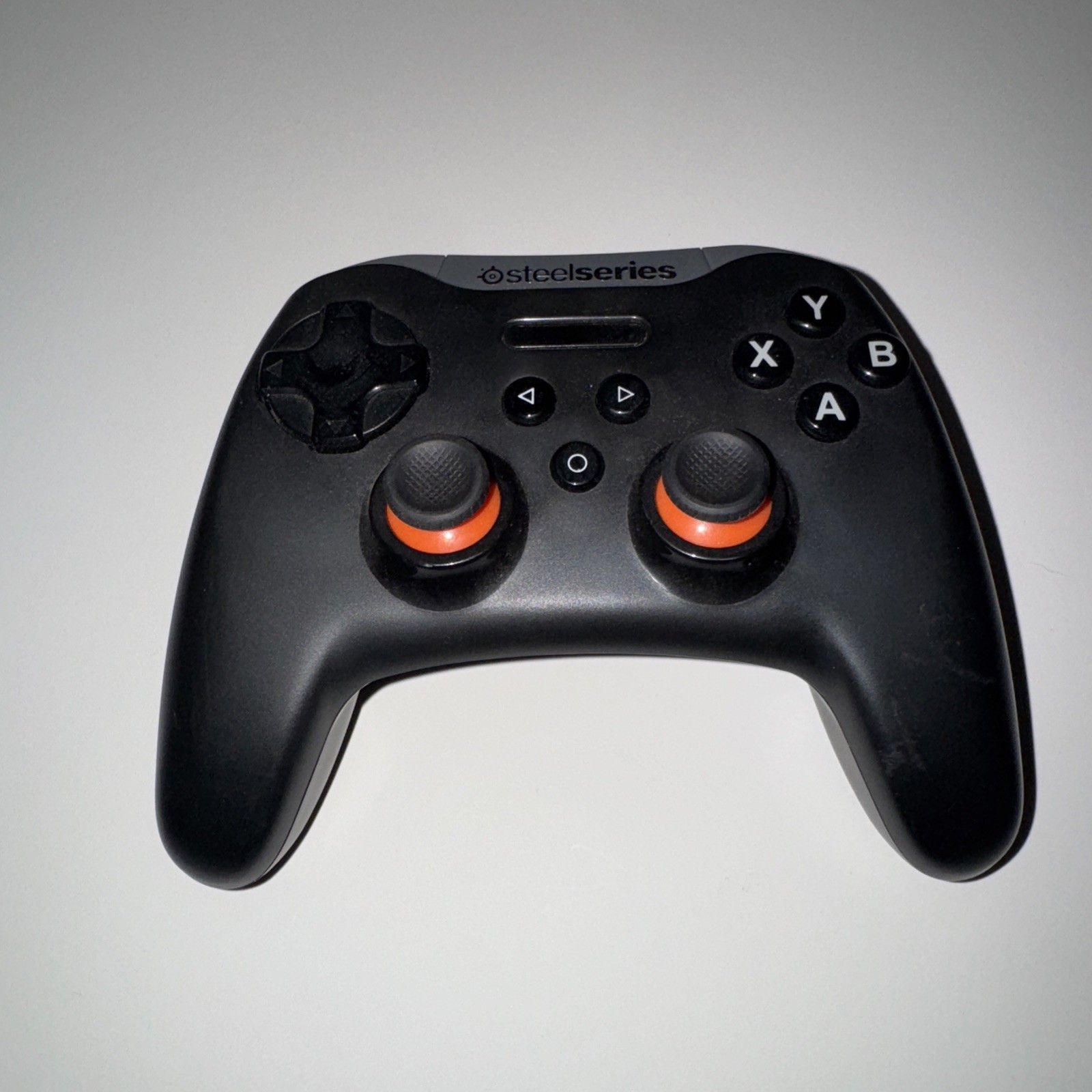 SteelSeries Stratus XL Gaming Controller for iOS Windows & Android