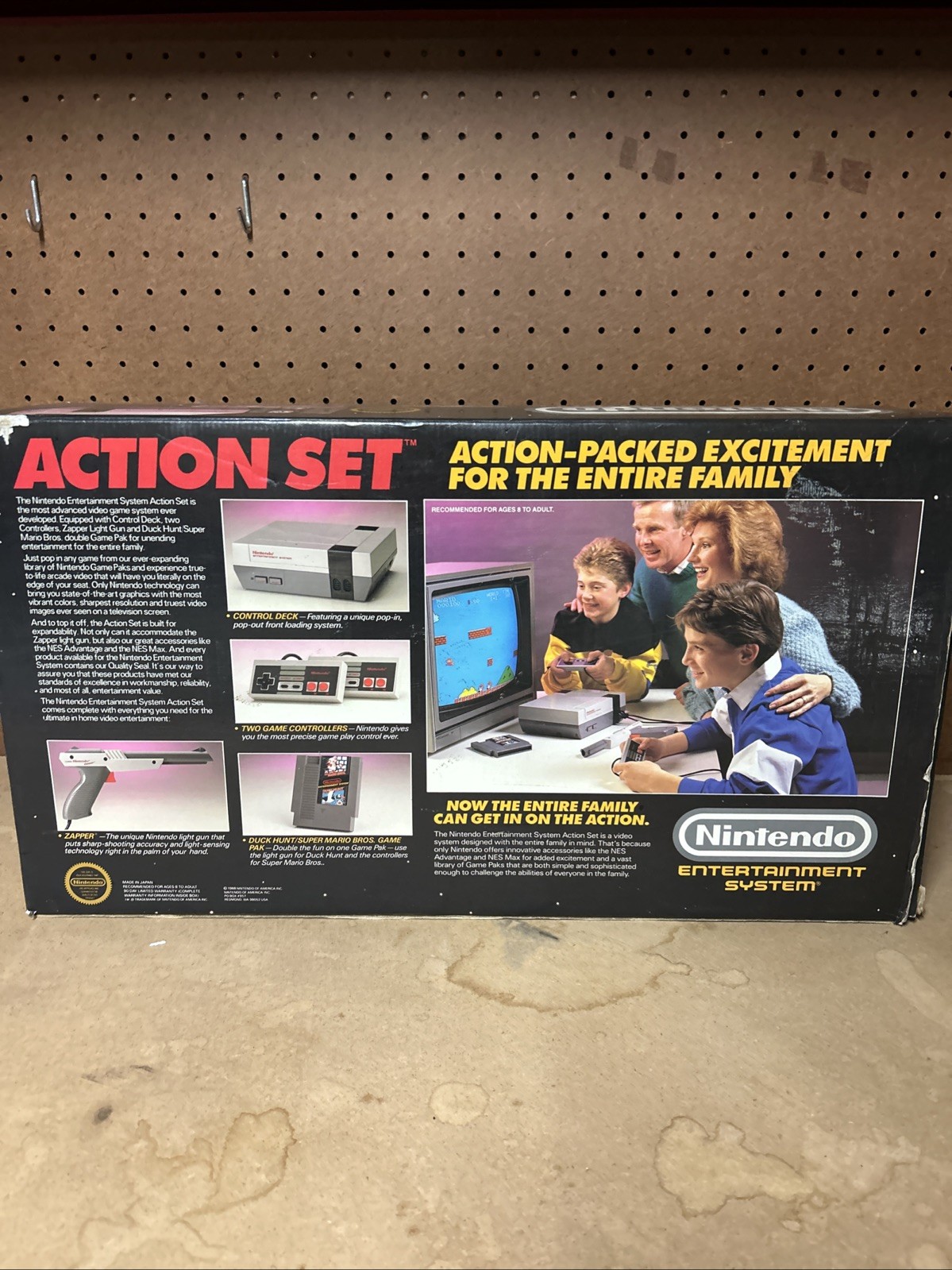 RARE Nintendo NES Action Set ConsoleNES-001 CIB With Boxed Punch Out!