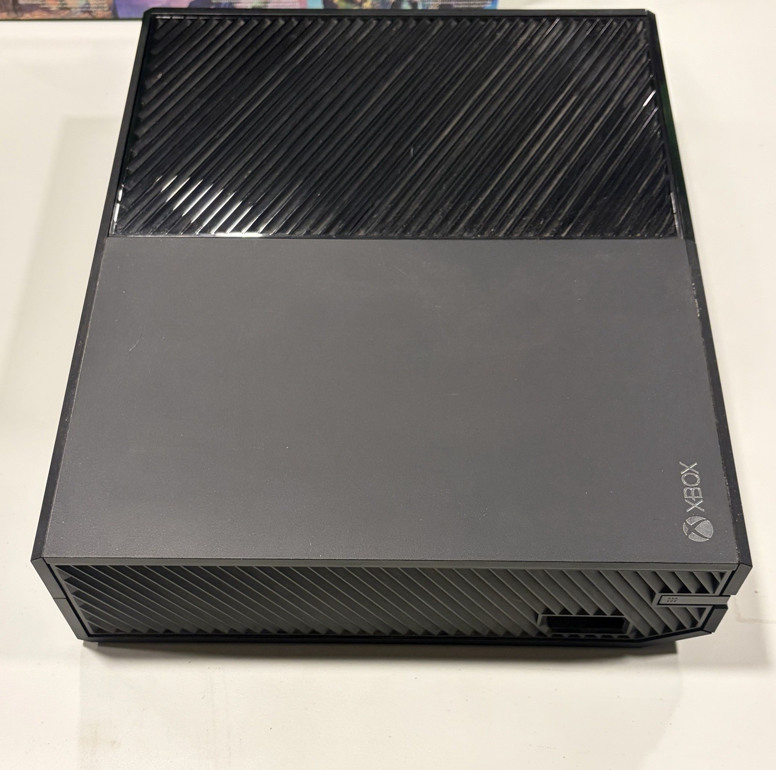 Microsoft Xbox One Console Bundle w/ Kinect, Controllers, Original Box & Inserts