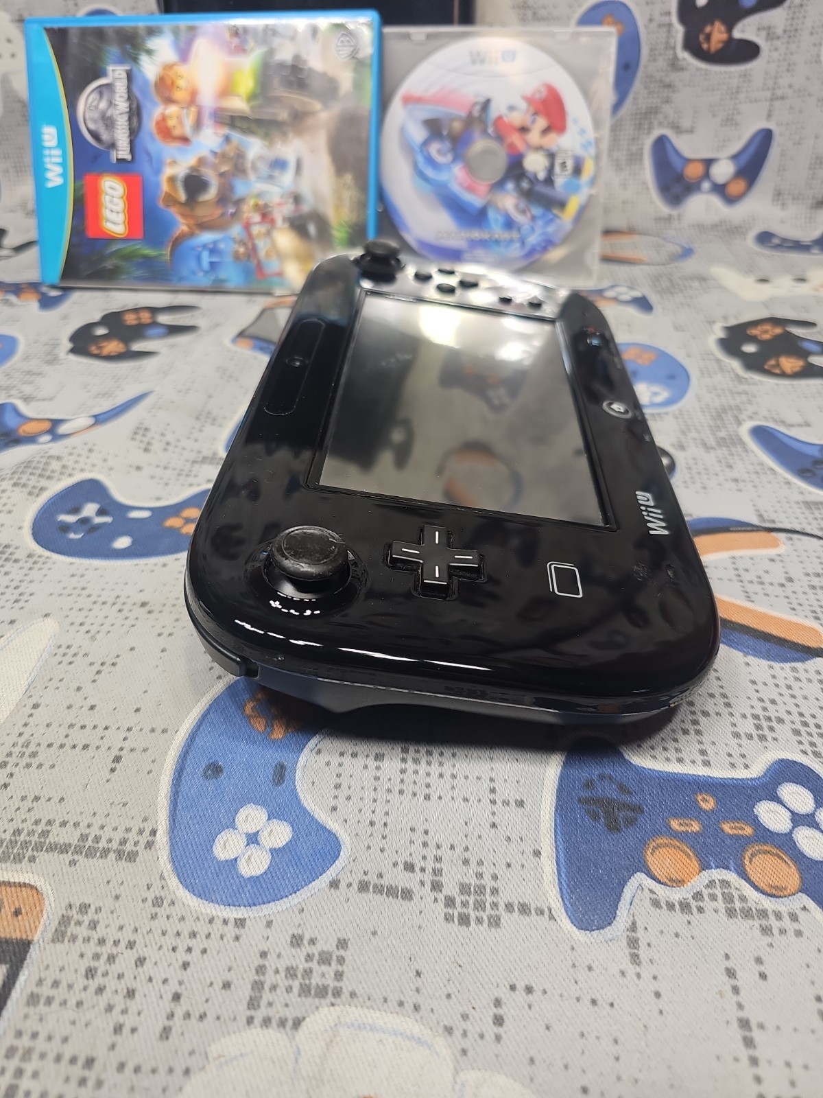 Nintendo Wii U 32GB Deluxe Black WUP-101(02) W/2 Games CLEANED & TESTED