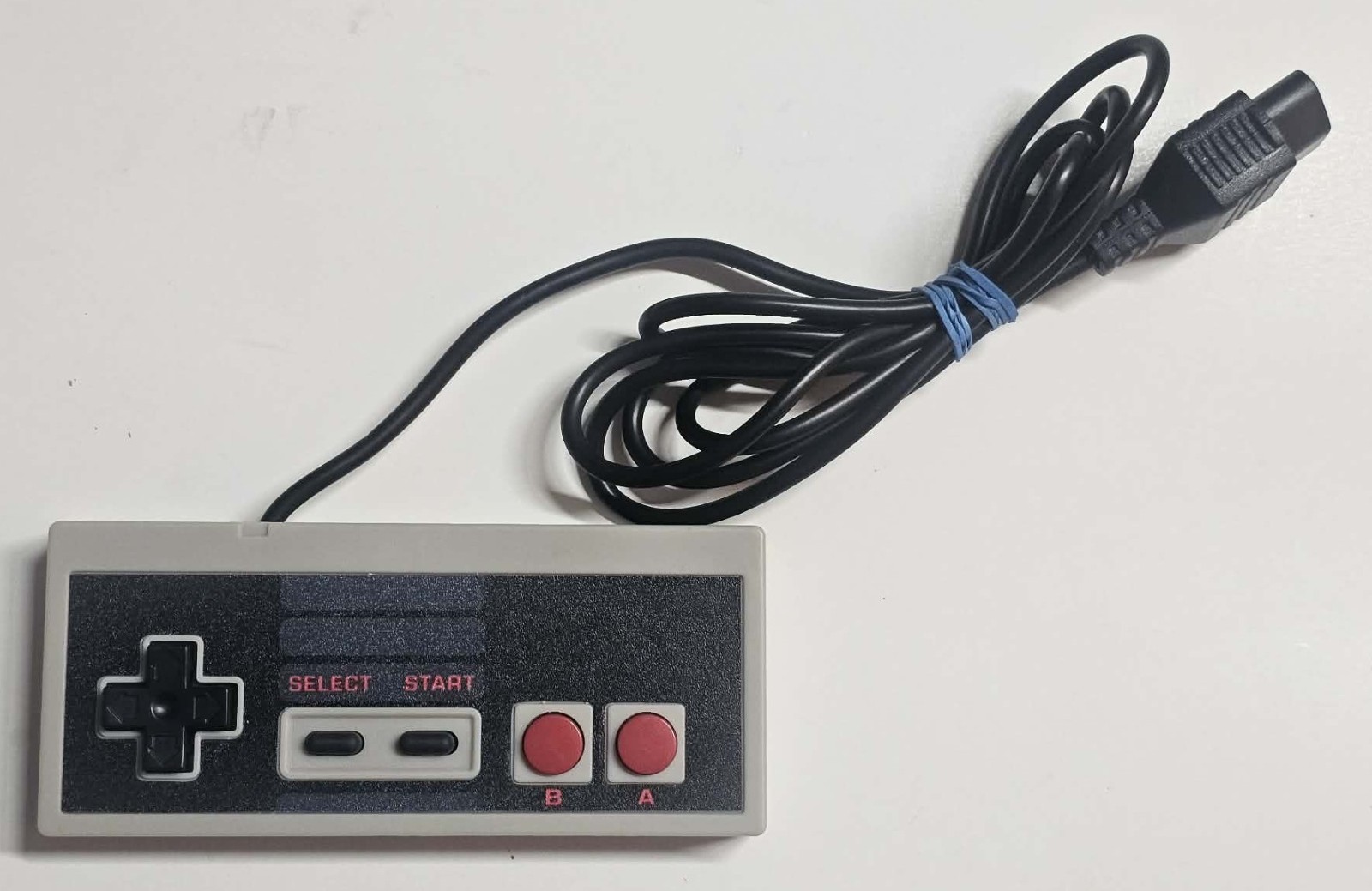 Nintendo NES Console NES-001 Tested Working w/ Controller Cables 60-Day Warranty