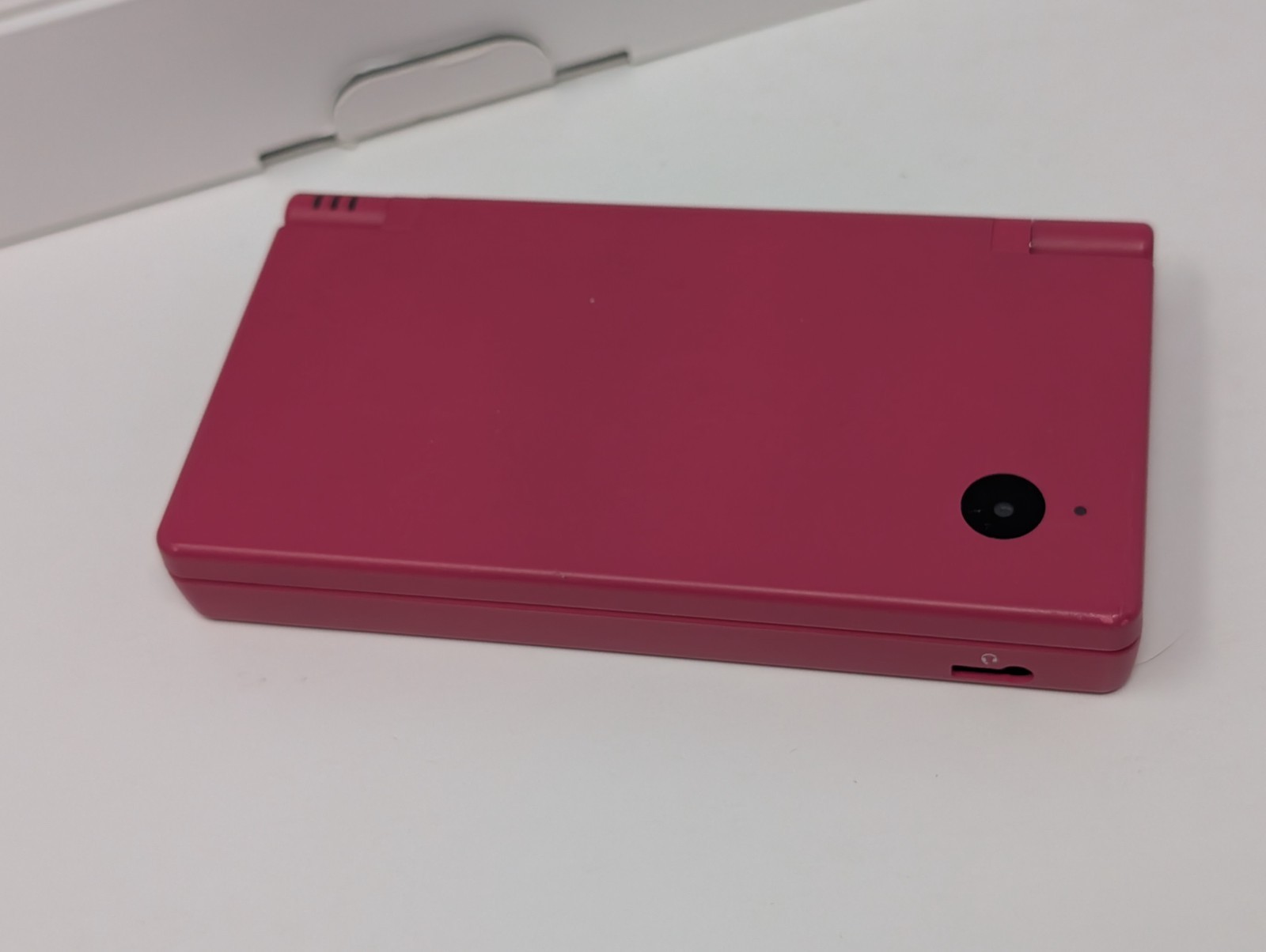 Nintendo DSi 256MB Pink Handheld System – CIB Complete
