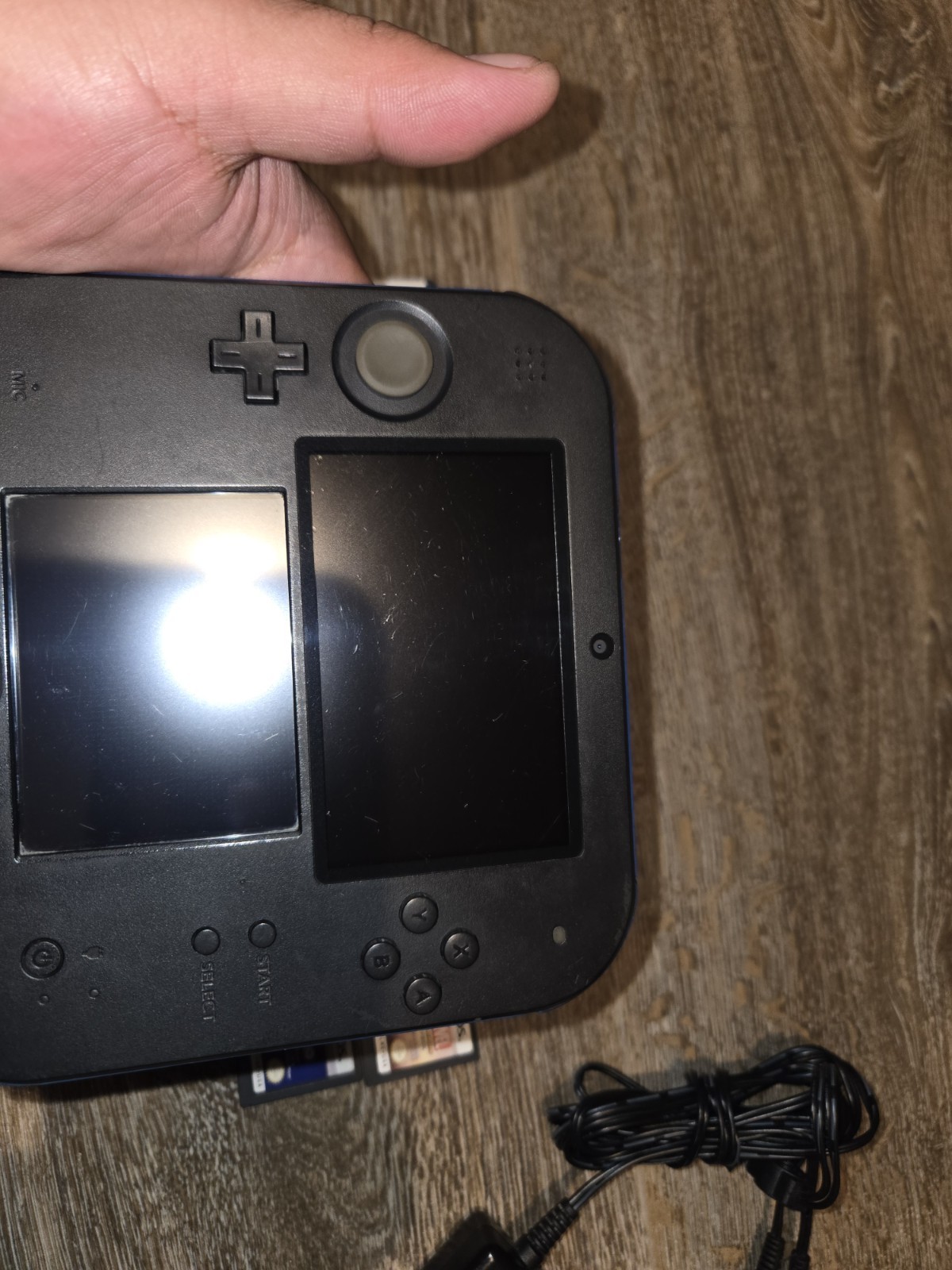 Nintendo 2DS bundle, with 9 games charger included