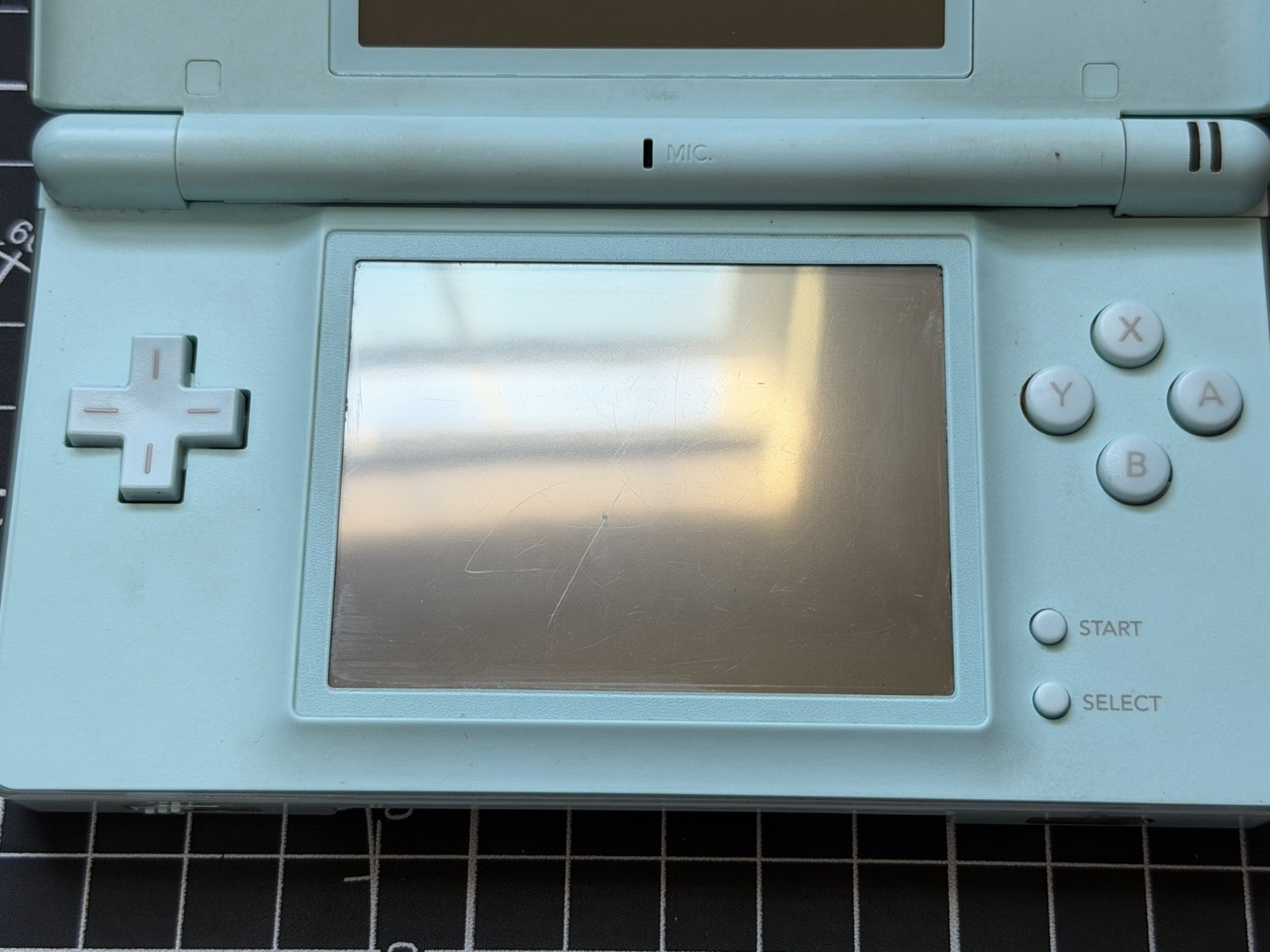 Nintendo DS Lite Used OEM Silver W/ R4 & 2GB SD – 100% Tested Region Free