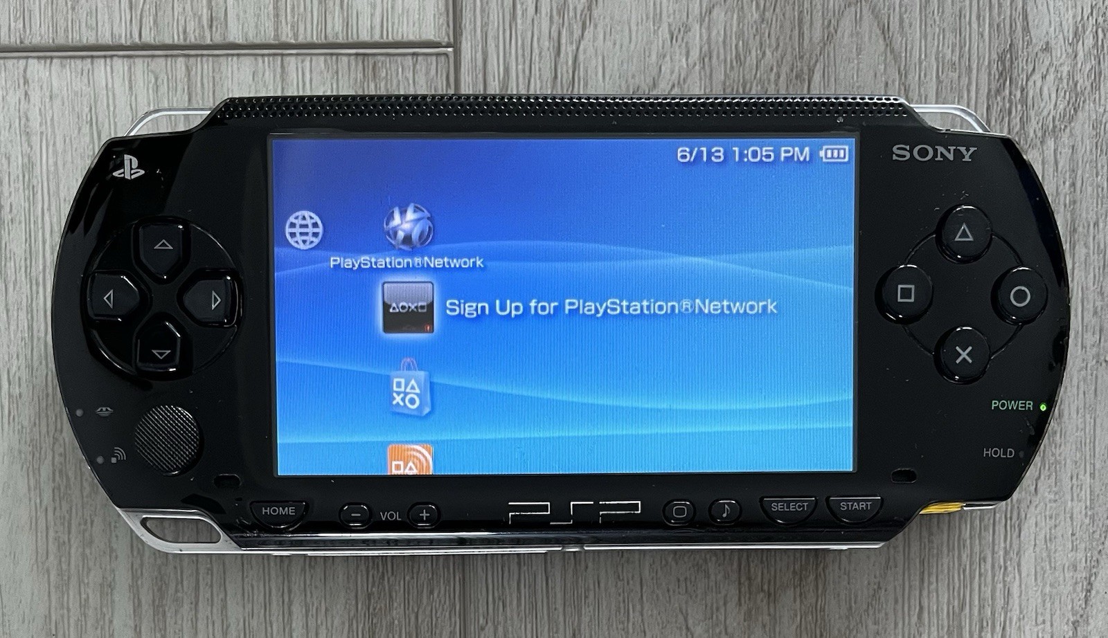 Sony PSP-1001 Handheld Console System Portable Does Not Read UMD