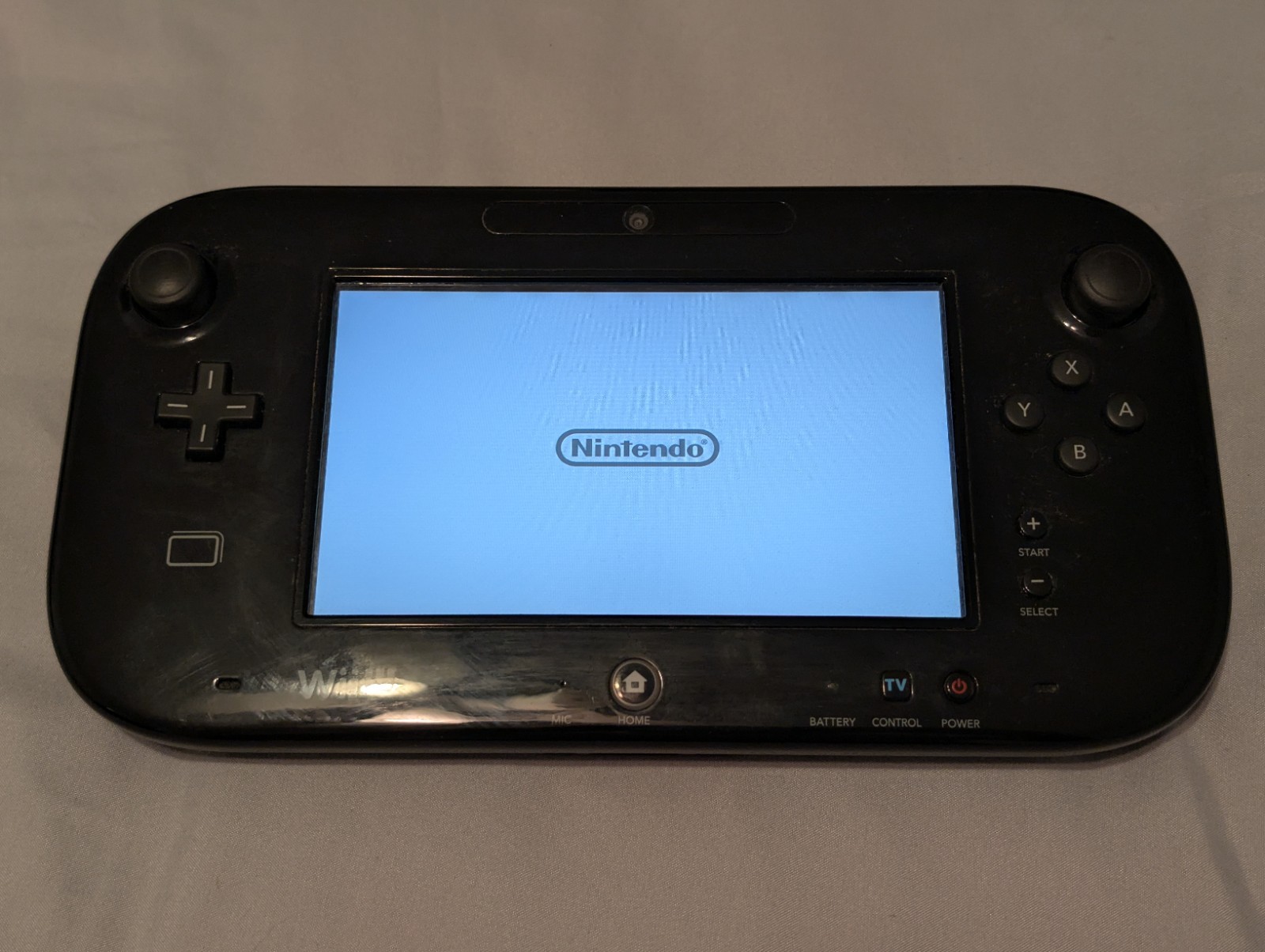 Nintendo Wii U Console + New Super Mario Bros Wii U 32GB Deluxe Set Black HDMI