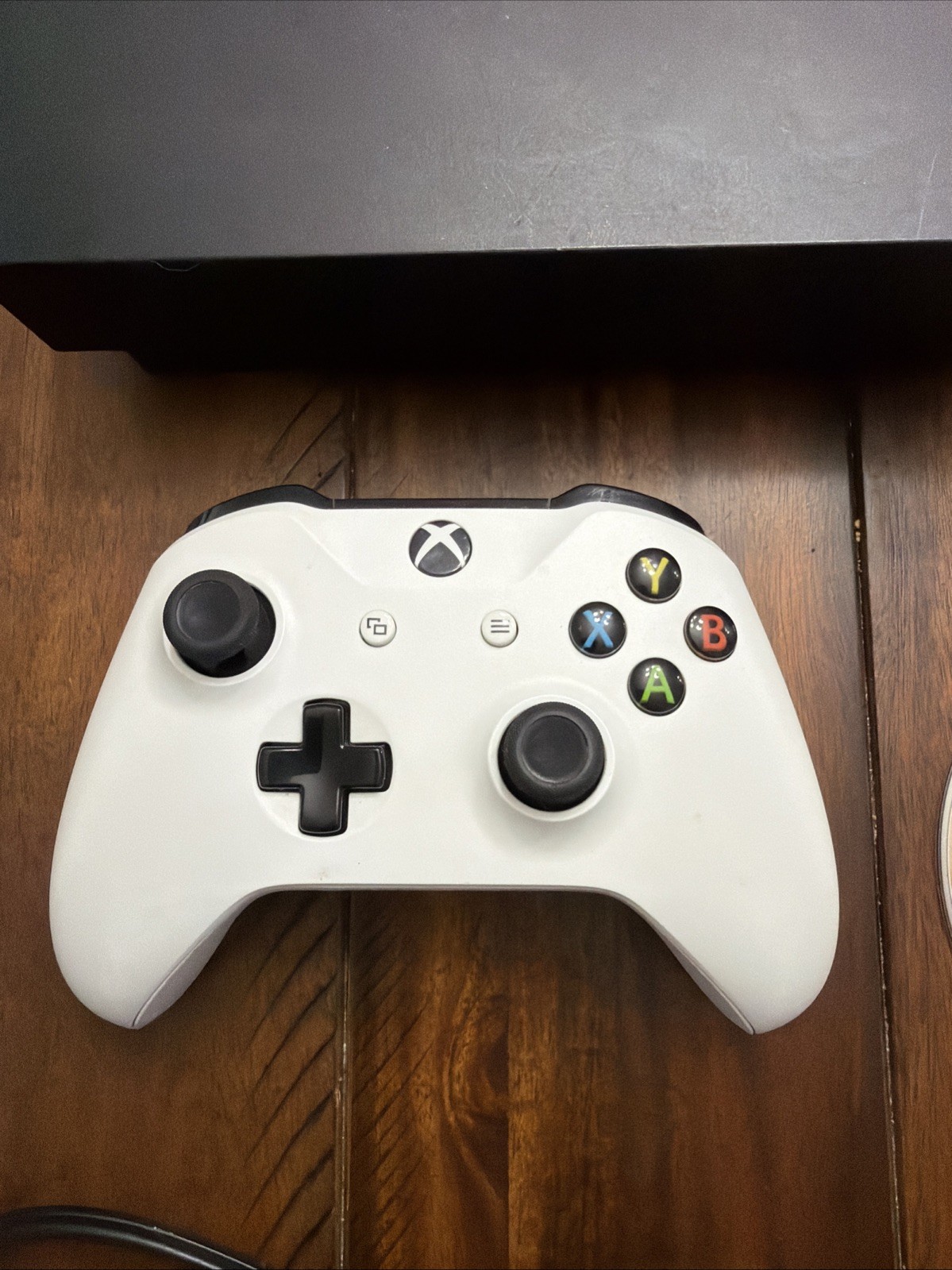 Xbox One X 1TB Console E102 Error FOR PARTS/REPAIR + OEM Controller + 5 Games