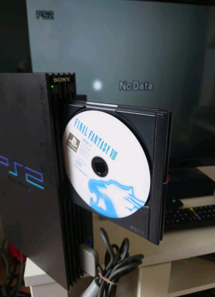 Playstation 2 W/Box 100% Original NTSC-J Japan + Controller SCPH-15000 w/ FF7
