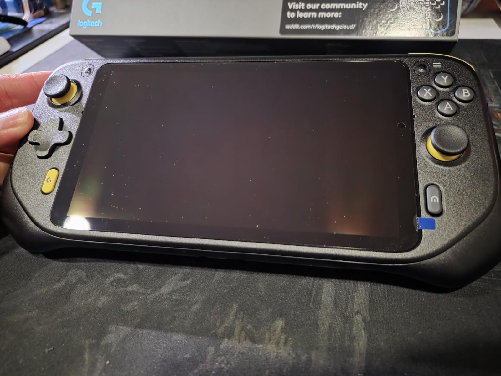 Logitech G-Cloud 7″ 64GB Handheld Cloud Gaming System GR0006 – Excellent Cond.