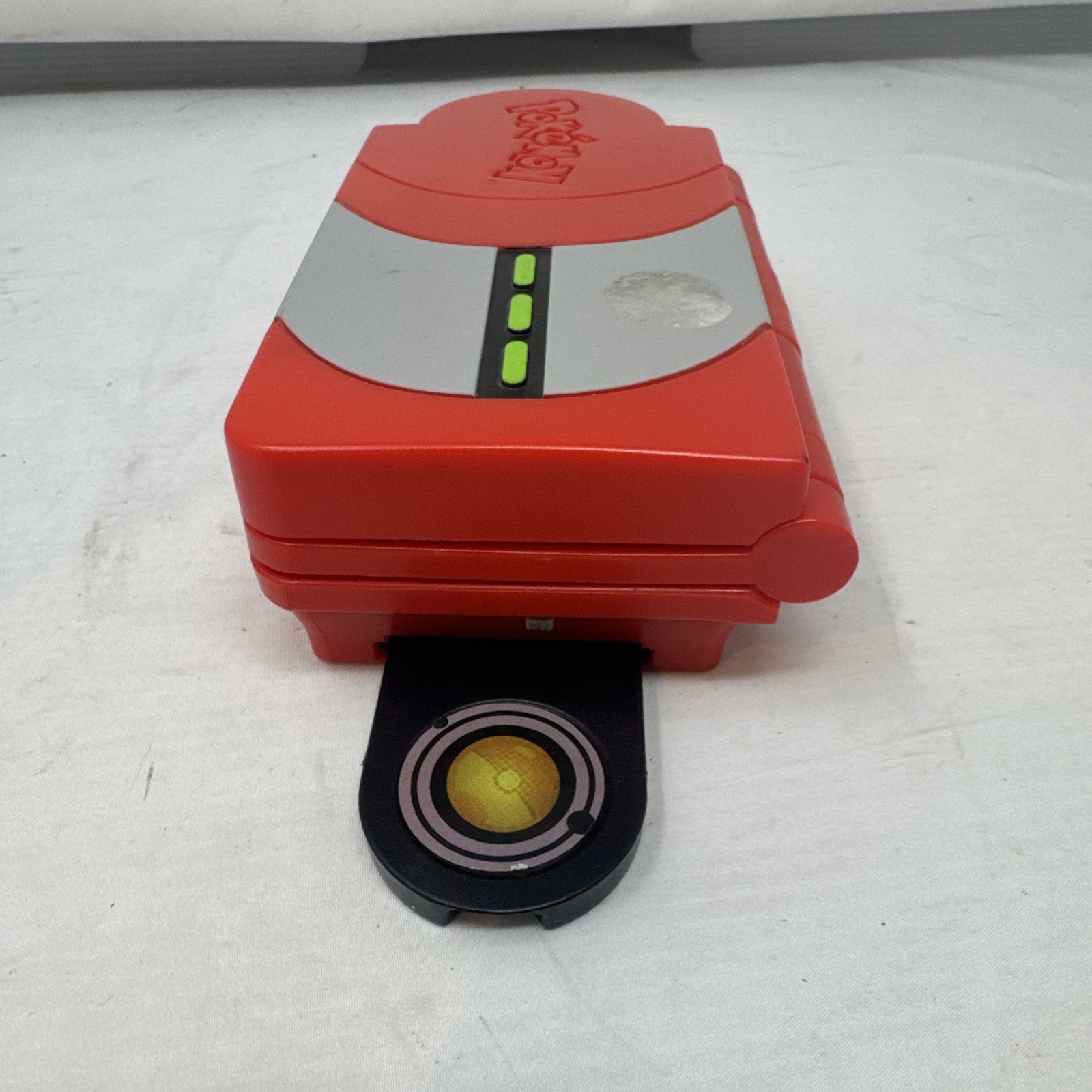 VTG Nintendo 2007 Pokemon Jakks Pacific Pokedex Handheld Game Works no sound