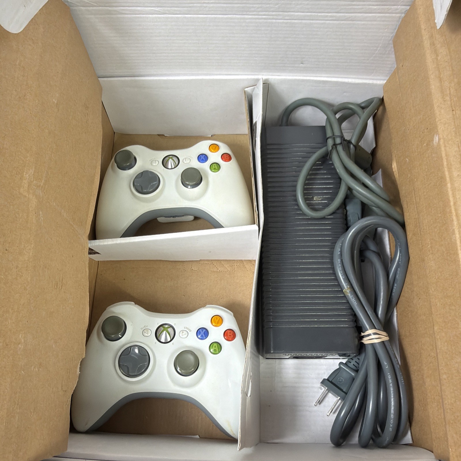 Microsoft Xbox 360 Pro 20GB Console Bundle HDMI Falcon 2007 w/ 2 Controllers