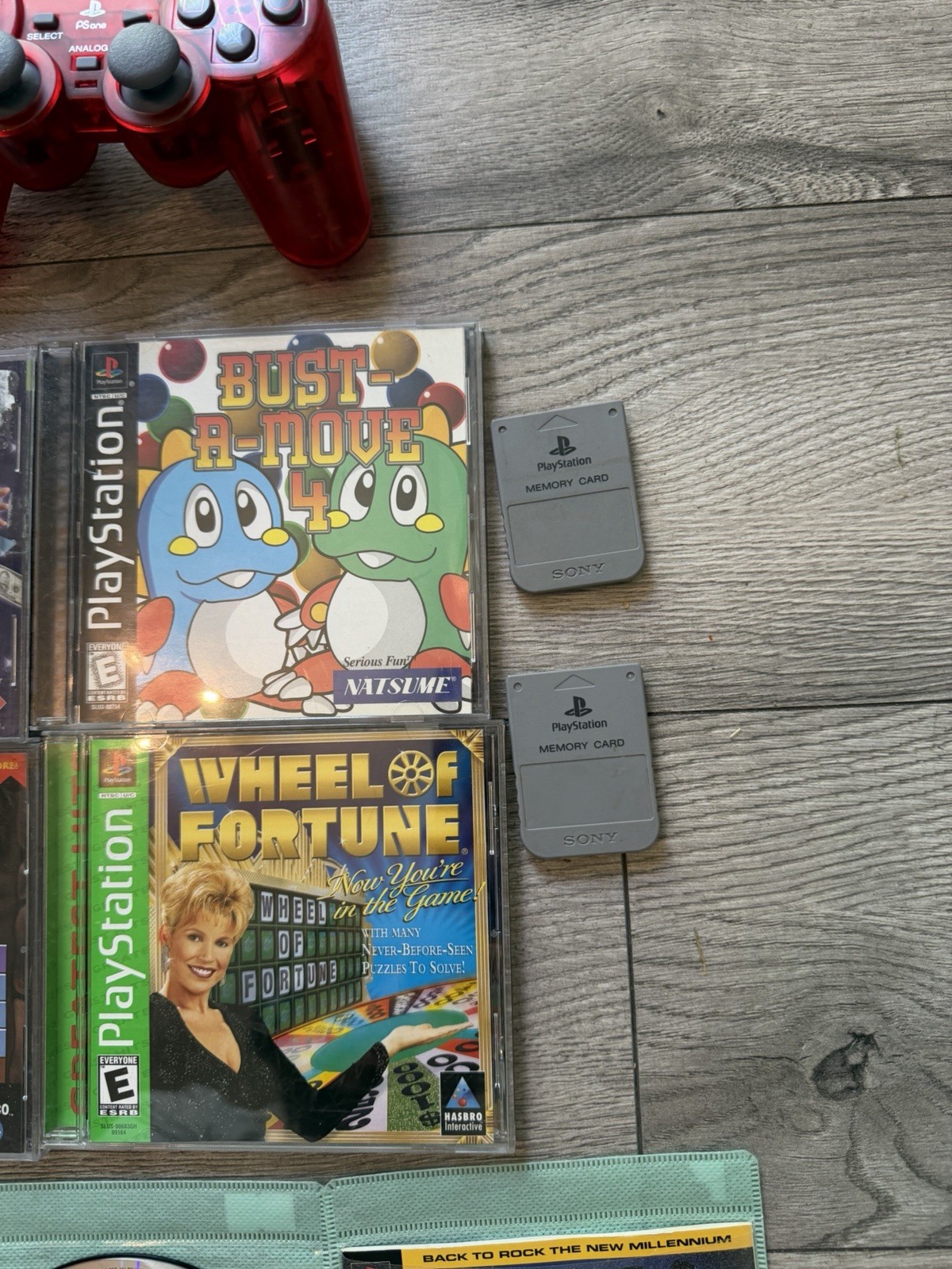 PlayStation 1 2 Original Controllers 10 Games And 2 Memory Cards Great Condition