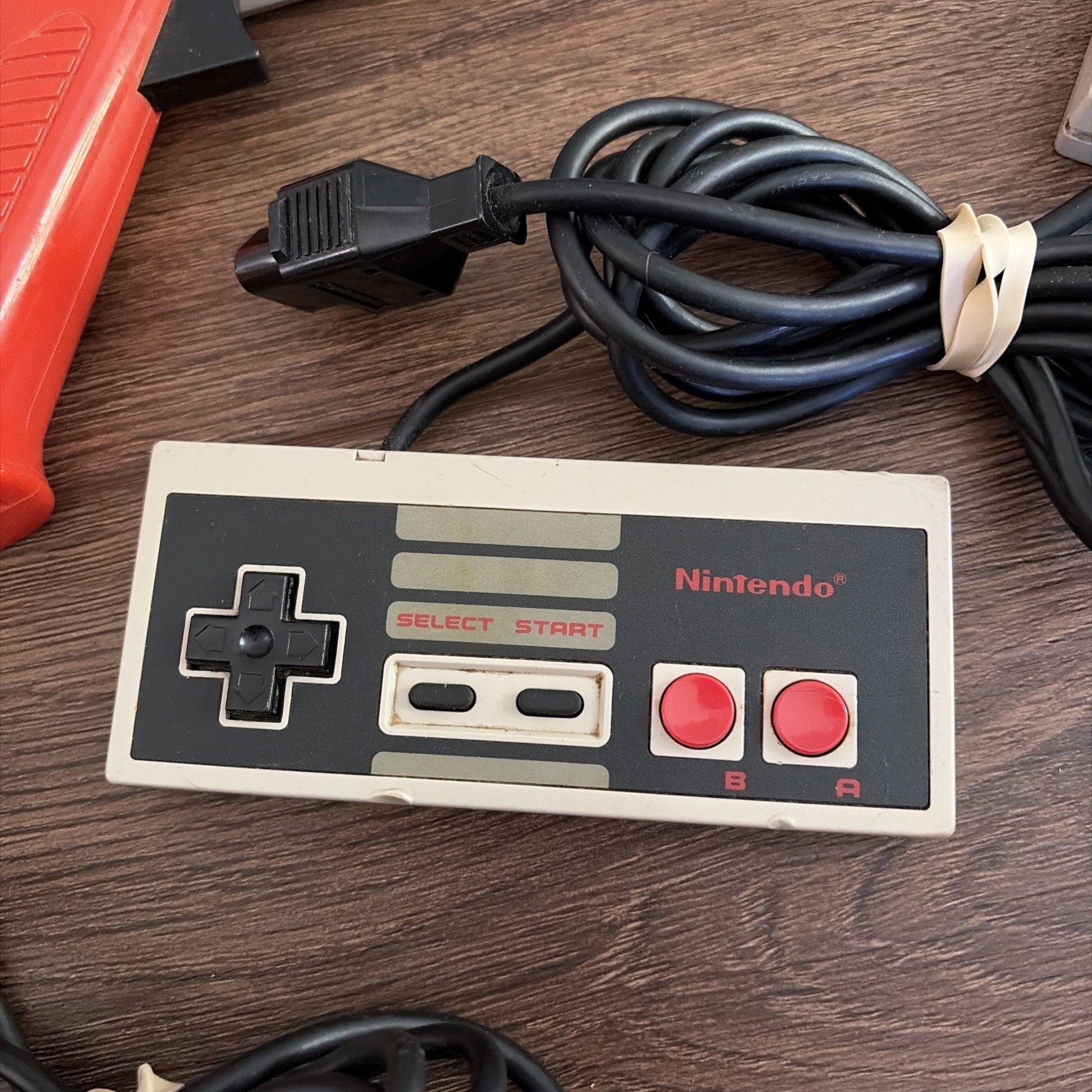 NES Nintendo Bundle Lot – Tested – Console, Controllers, Gun, Mario Duck Game