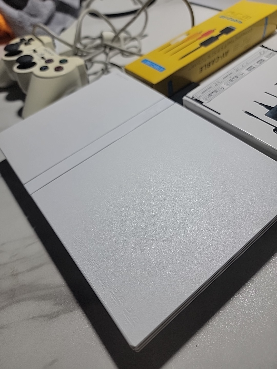 Sony PlayStation 2 Slim White controller Tested