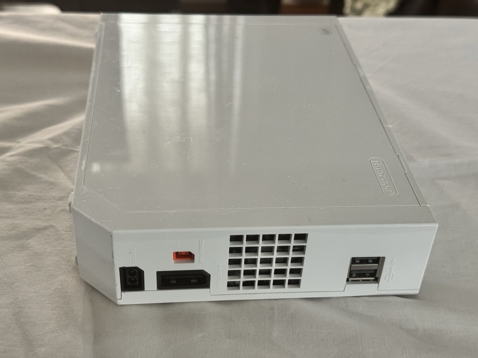 Nintendo Wii RVL-001 512 MB Home Console – White