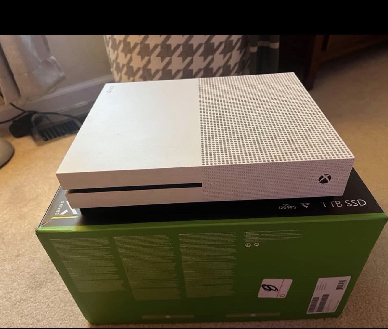 Microsoft Xbox One S 1TB White Console 4K UHD Wi‑Fi HDMI MPN 1681