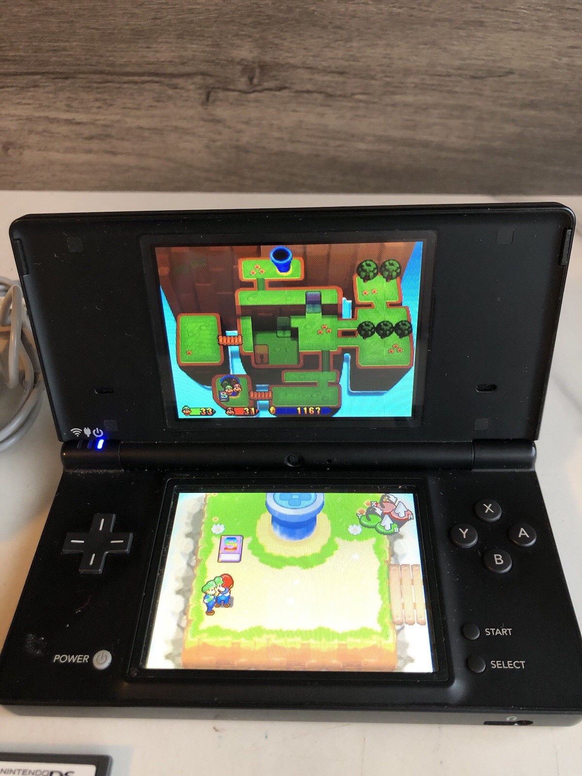 Nintendo DSi Matte Black Video Game Console 4 Games Lot w/ Charger Dragon Quest
