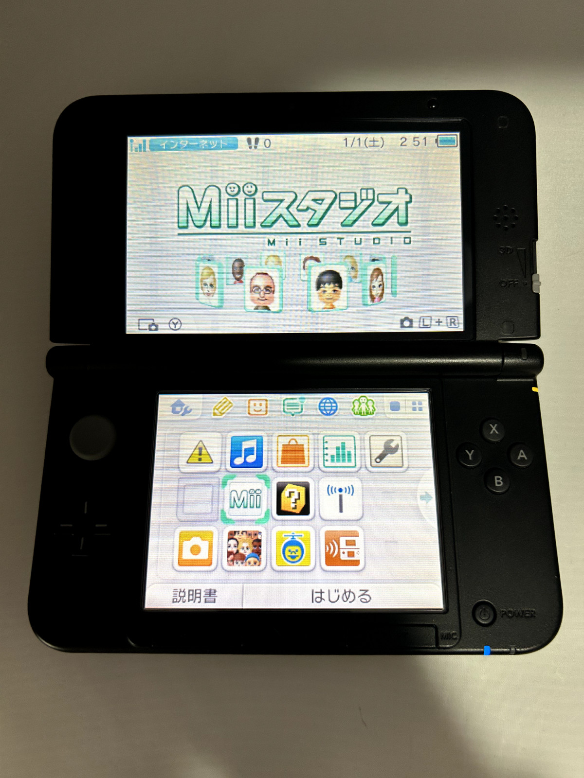 [A-rank] Nintendo 3DS LL XL console Silver Black with Charger/Stylus