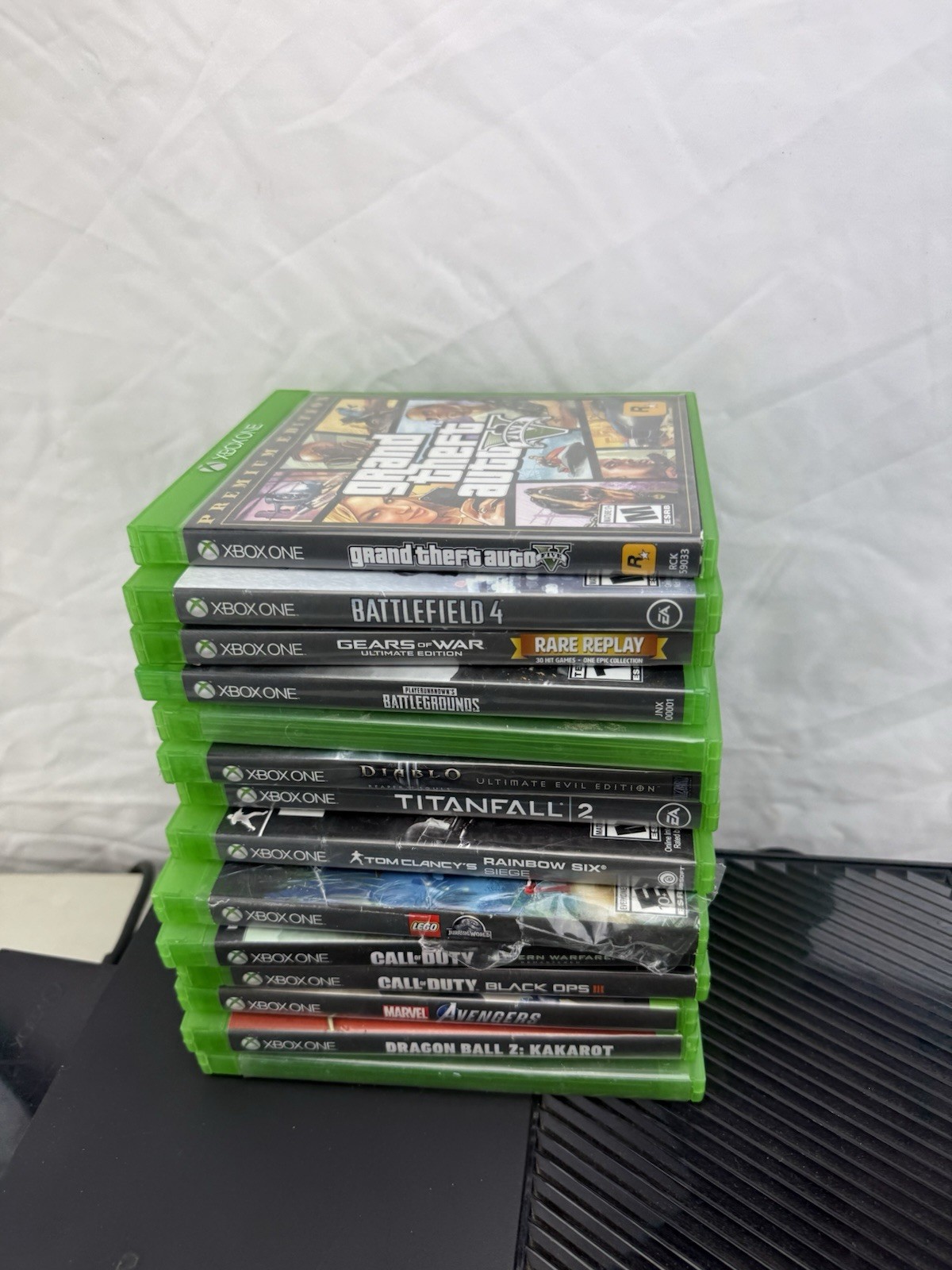 Xbox One Gaming Console Bundle With 14 Games & Power Supply Works Good !!!
