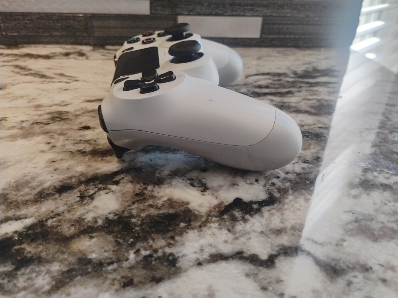 Sony PlayStation 4 – 500GB – With Controller – Tested And Working