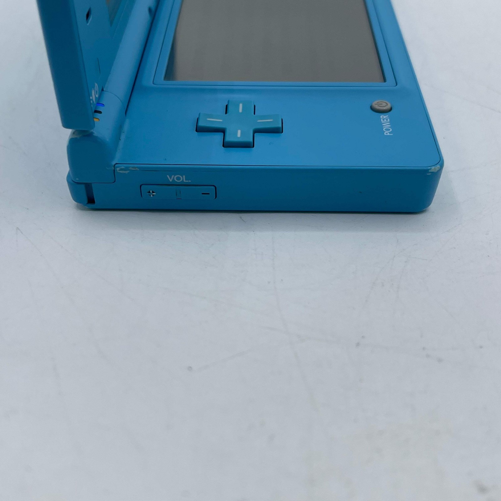 Nintendo DSi Handheld Game Console TWL-001 Aqua Blue