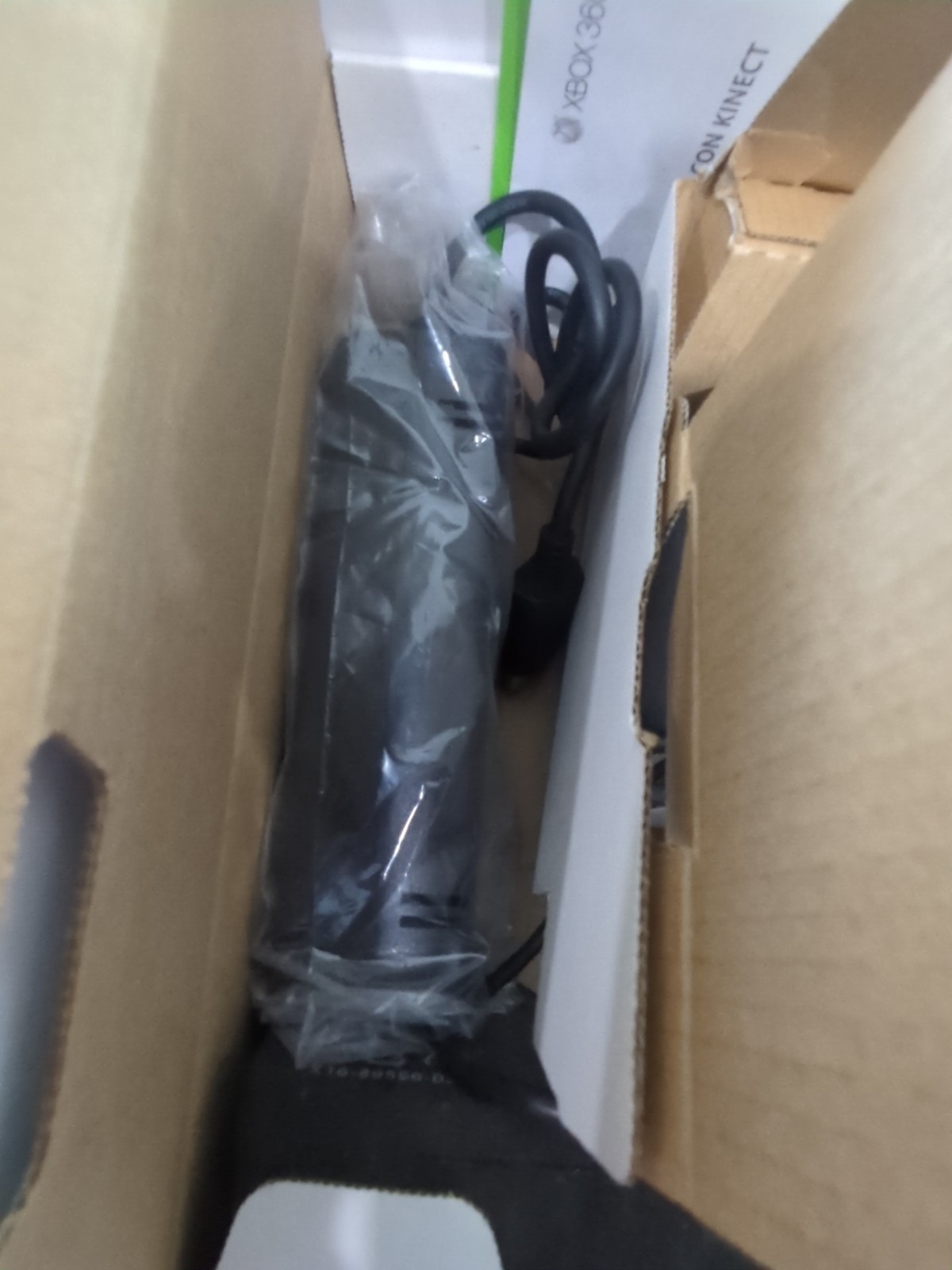 Microsoft Xbox 360 S Gaming Console and Kinect – Black USED Works Ships Free SH
