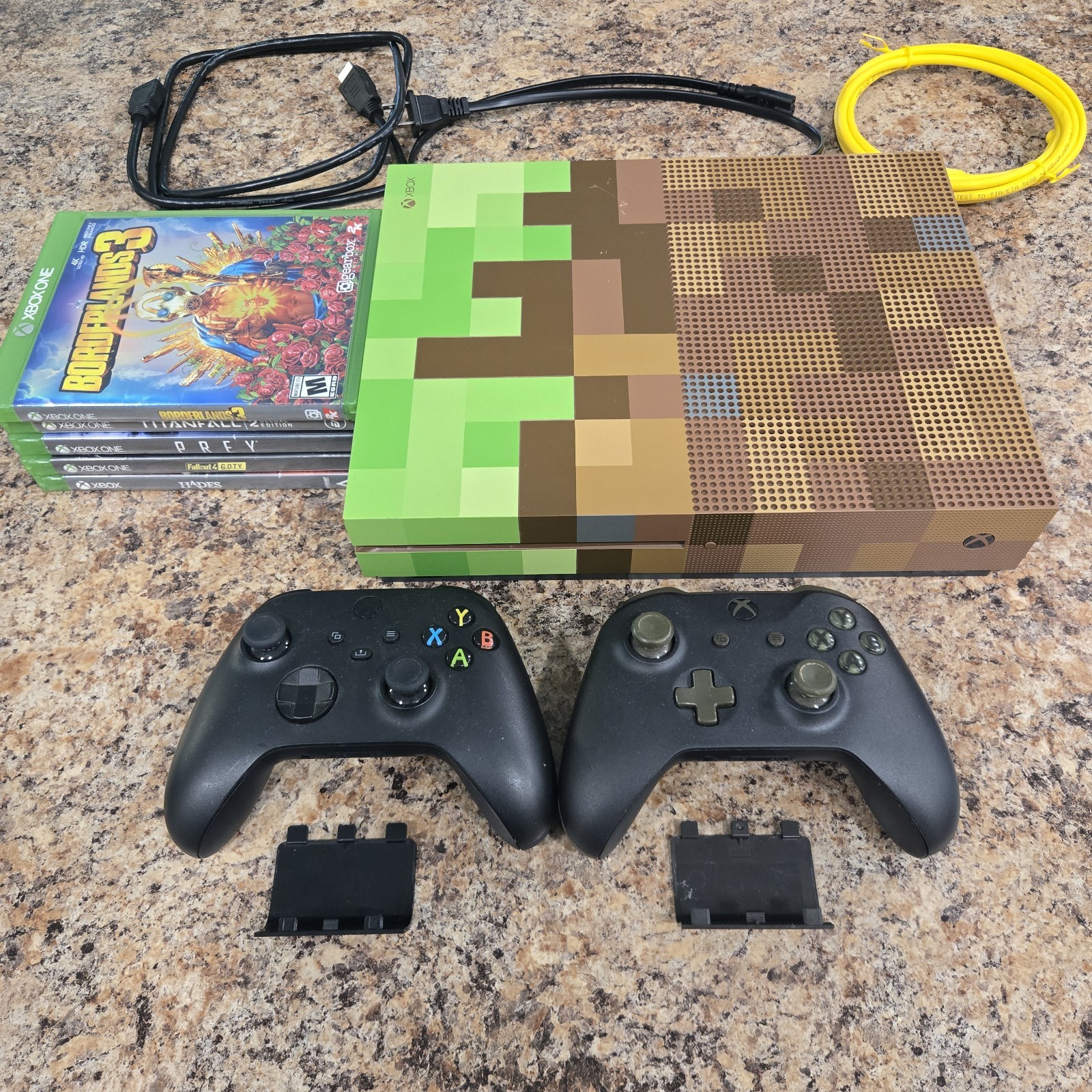 Microsoft Xbox One S Minecraft Limited Edition Bundle 1TB Green & Brown Console
