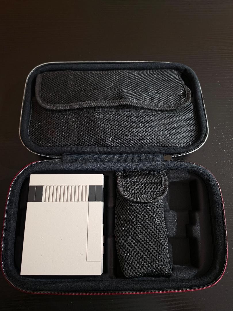 NES 512MB NES Classic Edition Console -Gray W/Case & Wireless Controller.
