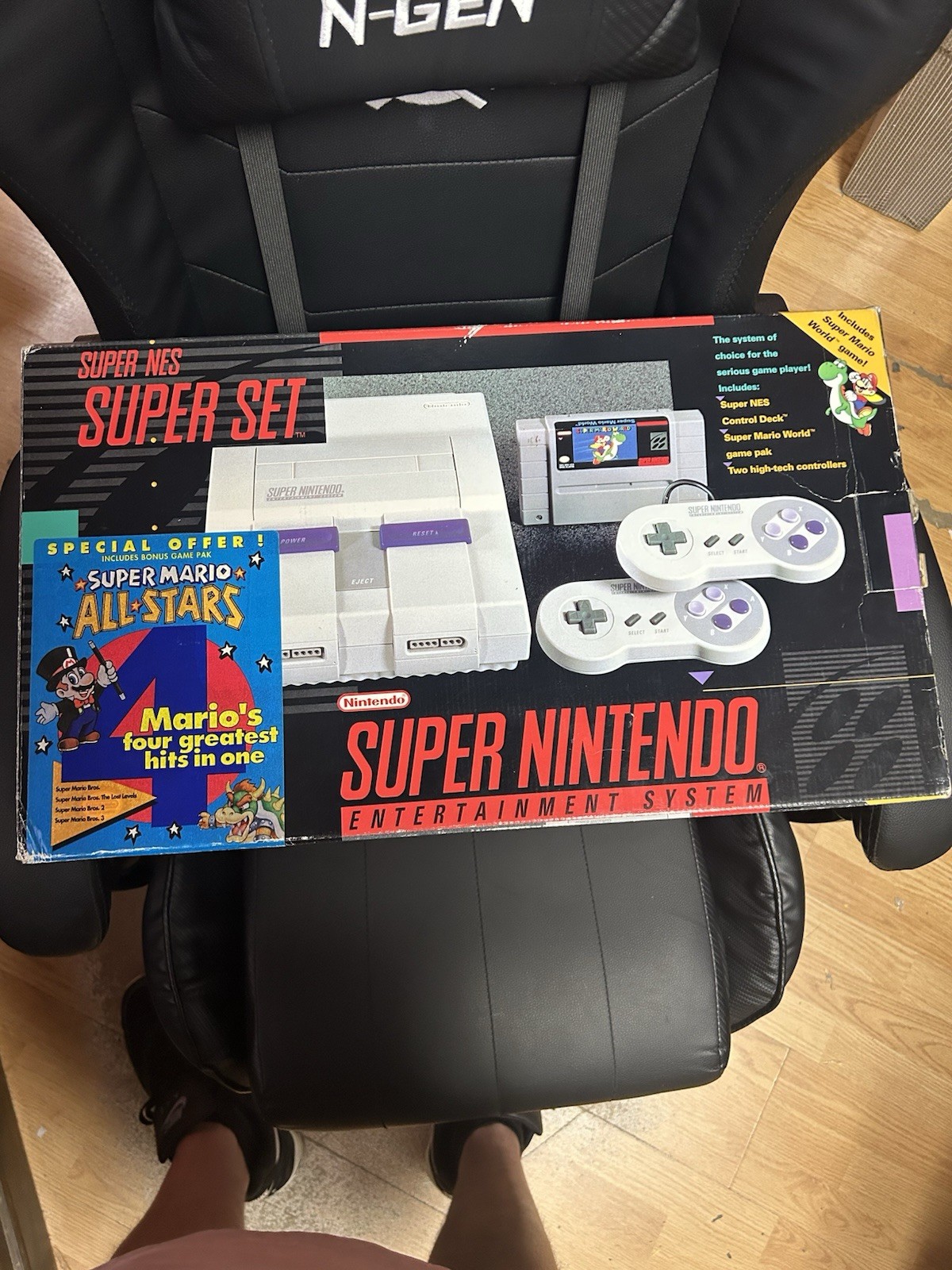 Nintendo Super NES Super Set Console Super Mario World/Mario All Stars in Box