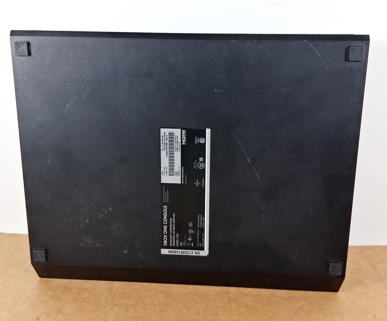 Microsoft Xbox One S 1681 Console & Microsoft Xbox One 1540 For parts or not wor