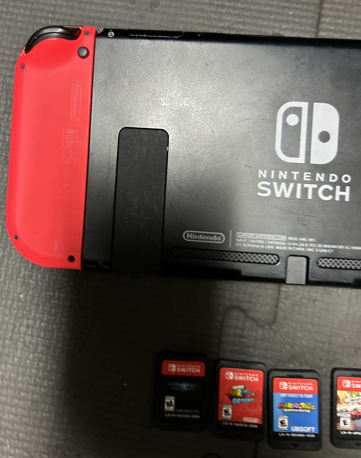 NintendoSwitch HAC-001 32GB Console + 5 Switch Games