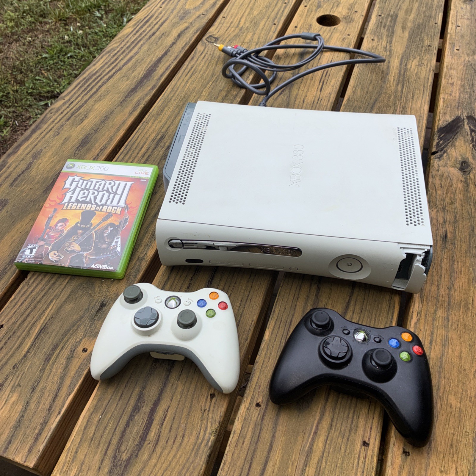 Microsoft Xbox 360 60GB GB White Bundle With Two Controllers (No Power Supply)