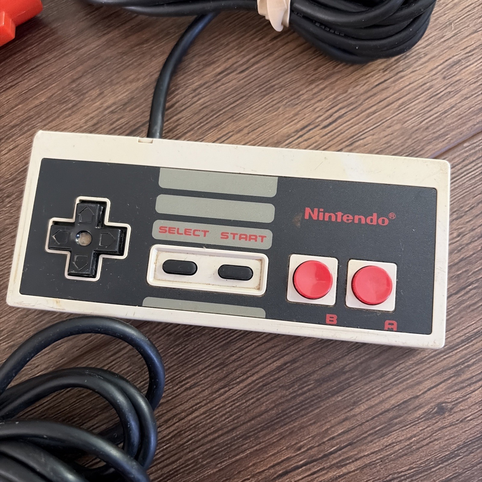 NES Nintendo Bundle Lot – Tested – Console, Controllers, Gun, Mario Duck Game