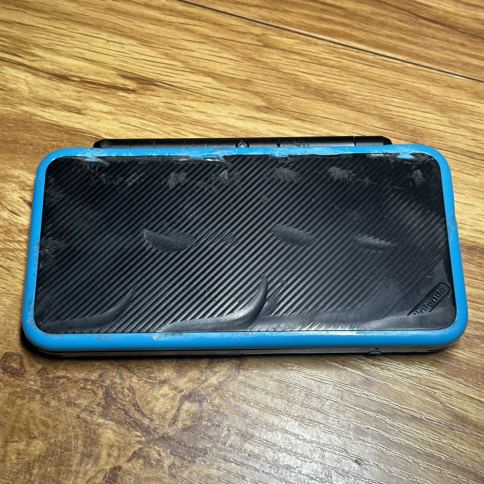 Nintendo New 2DS XL Handheld System for Nintendo 3DS Black/Blue Touchscreen