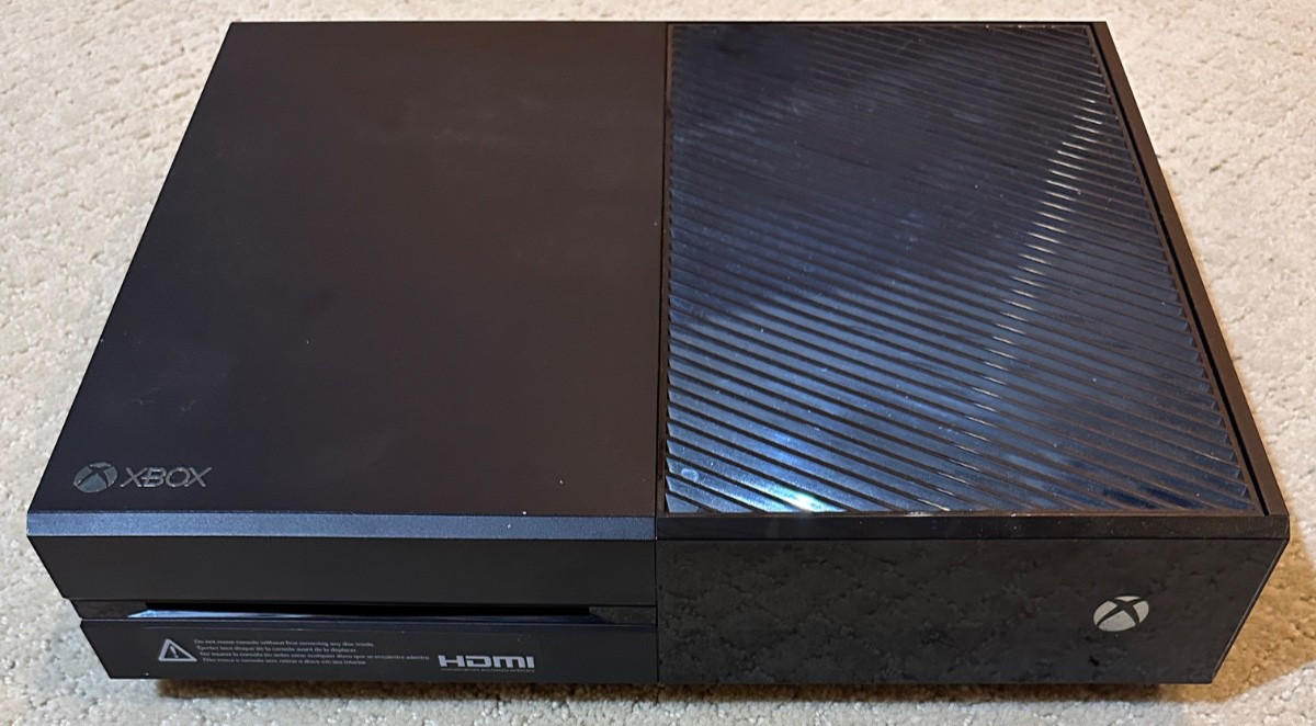 Microsoft Xbox One Model 1540 500GB Black Home Console ONLY w/ Original Box
