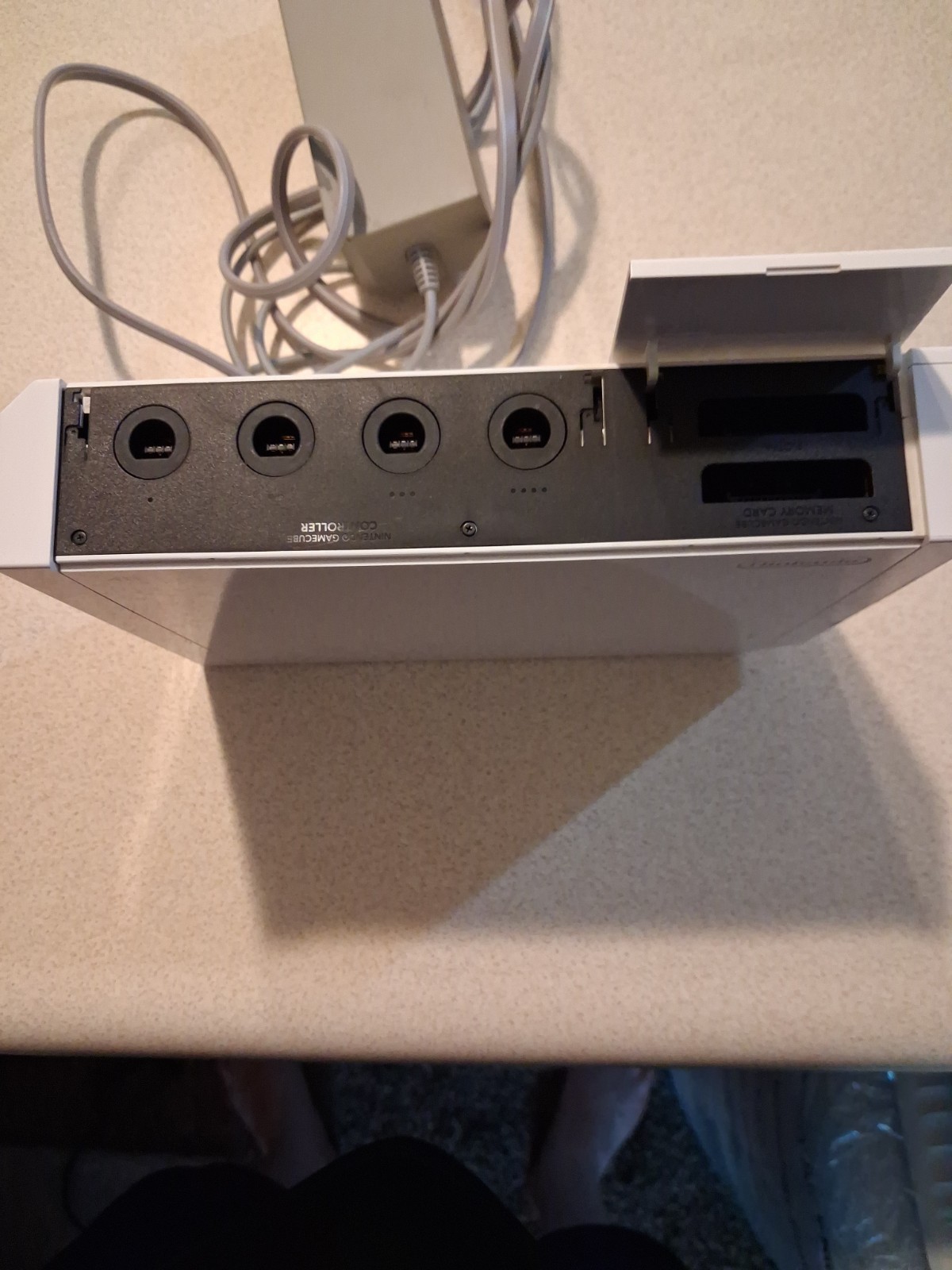 Nintendo Wii RVL-001 512 MB Home Console – White