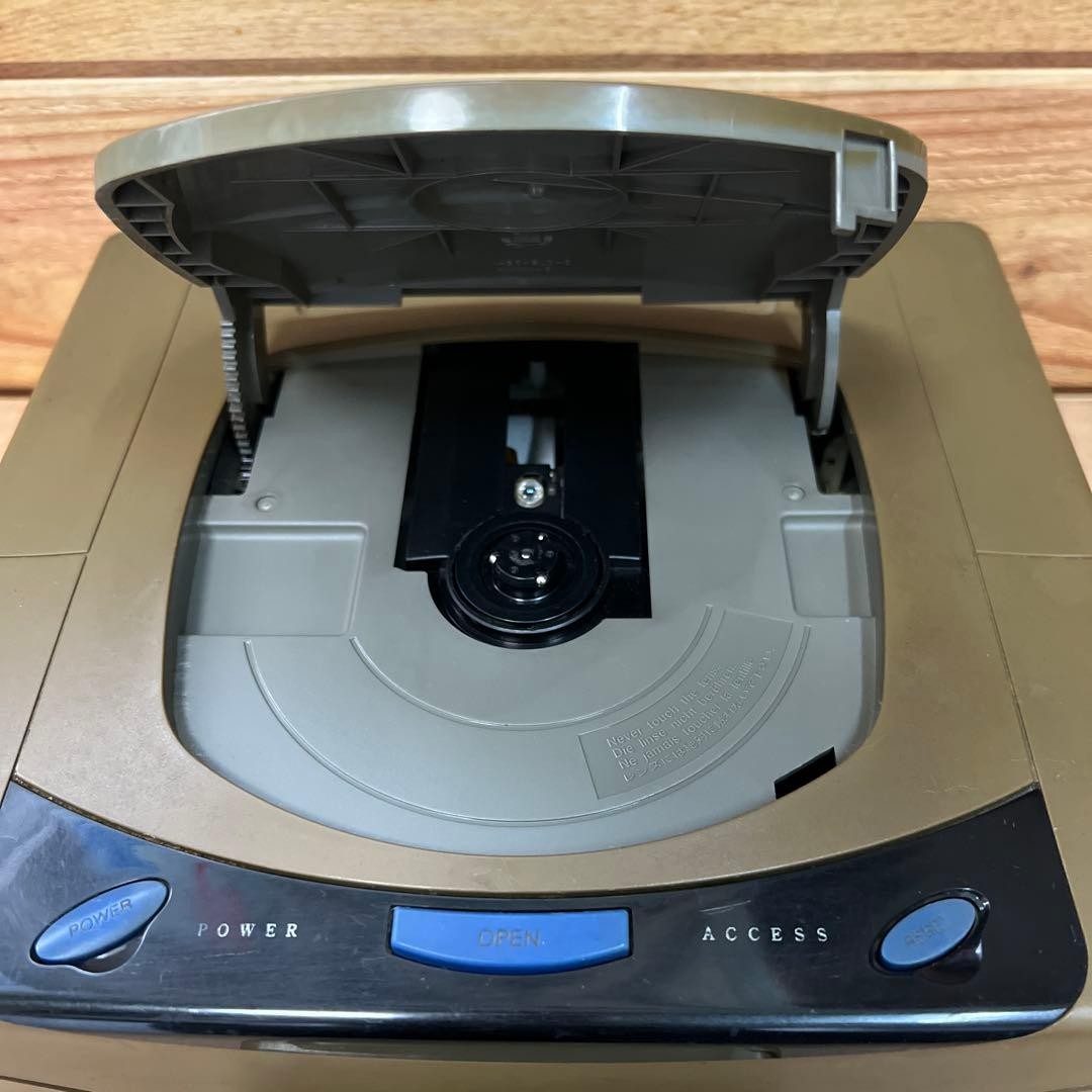 Sega Saturn HST-3200 Gray Console 2Controllers 8games tested working s2082M