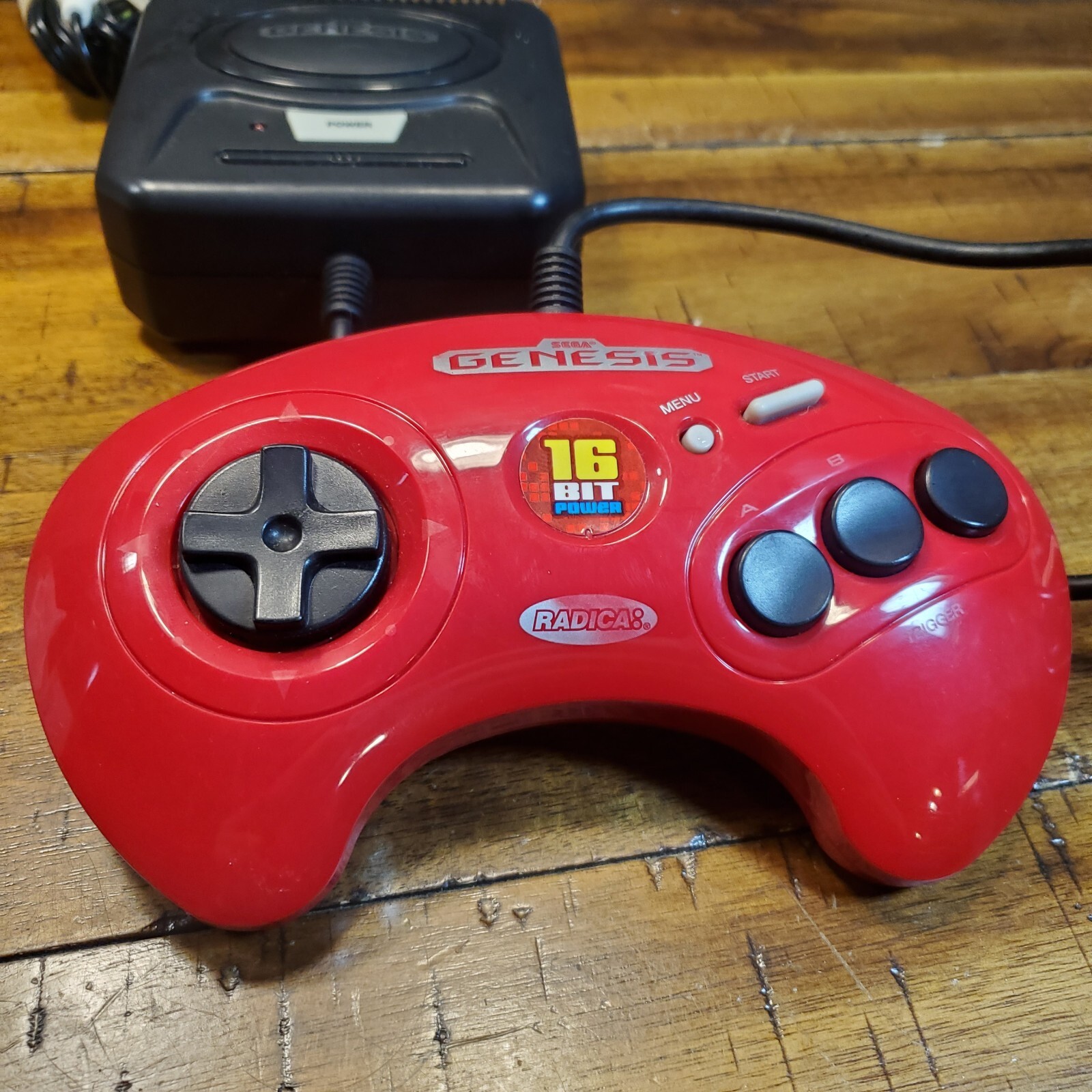 Radica Sega Genesis 16-BIT Power Plug & Play 6-in-1 Game System Red 2004 -Tested