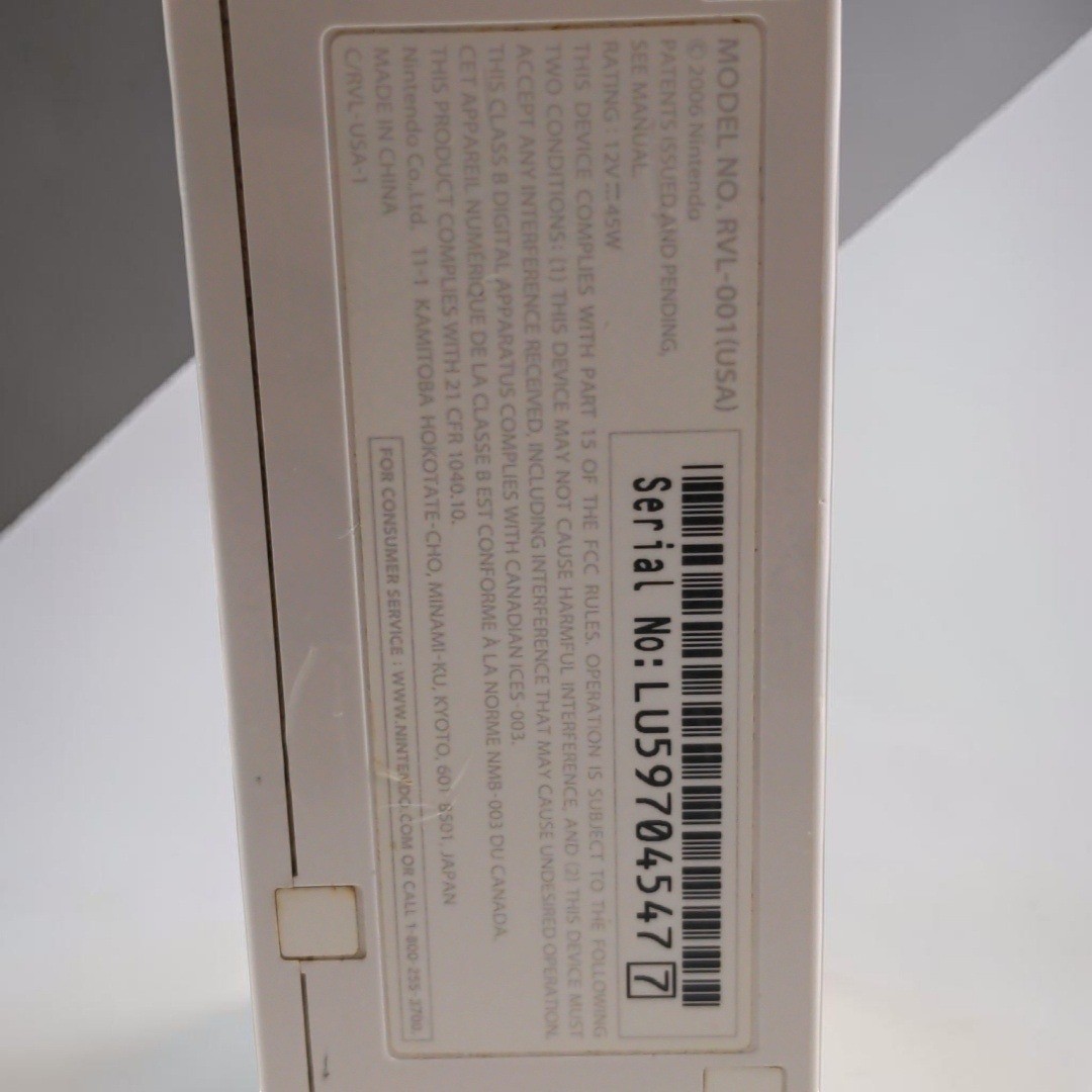 VTG 2006 Nintendo Wii RVL-001 Console Bundle White GameCube Ports 3 Games