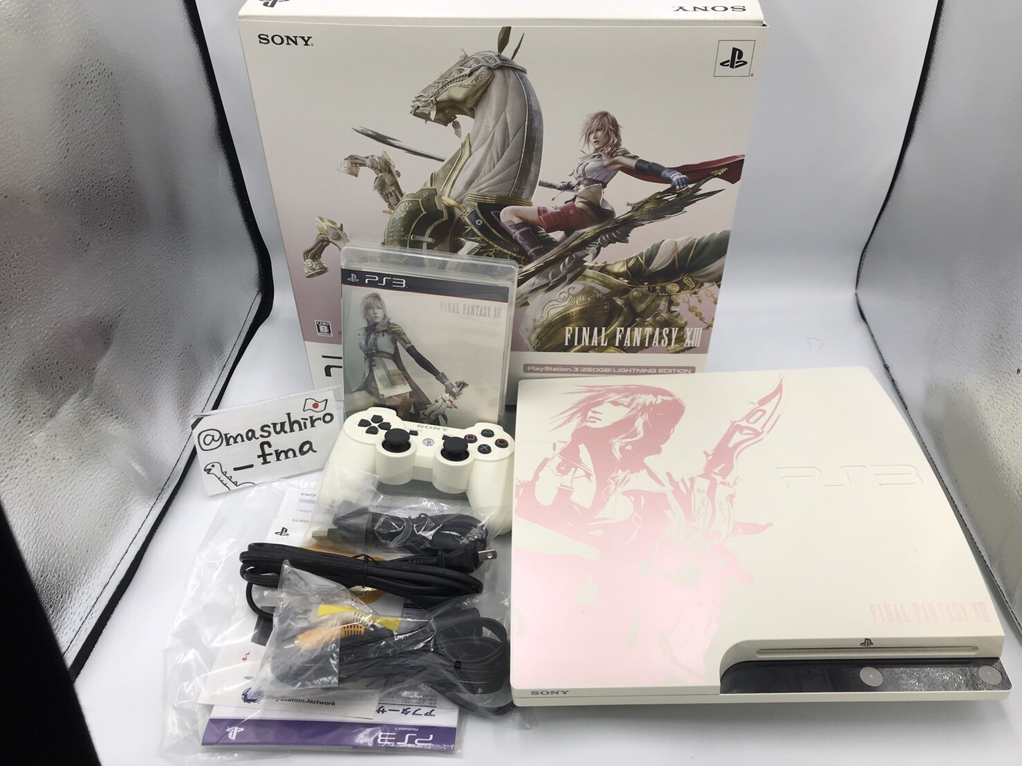 PlayStation 3 250GB FINAL FANTASY XIII LIGHTNING EDITION CEJH-10008 PS3 sony