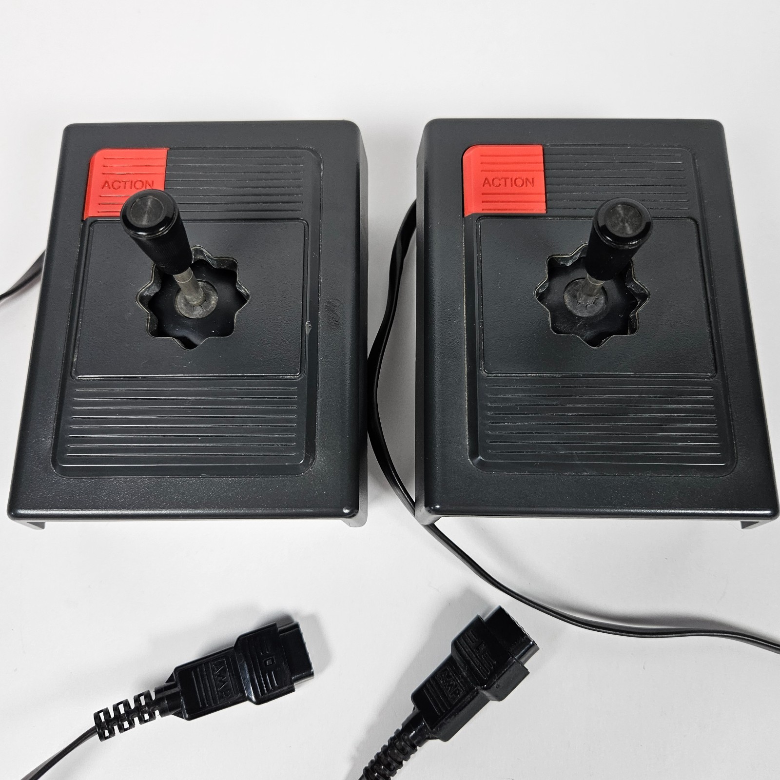 Magnavox Odyssey 2 CIB Launch Edition With Styrofoam, Plastic, and Paperwork