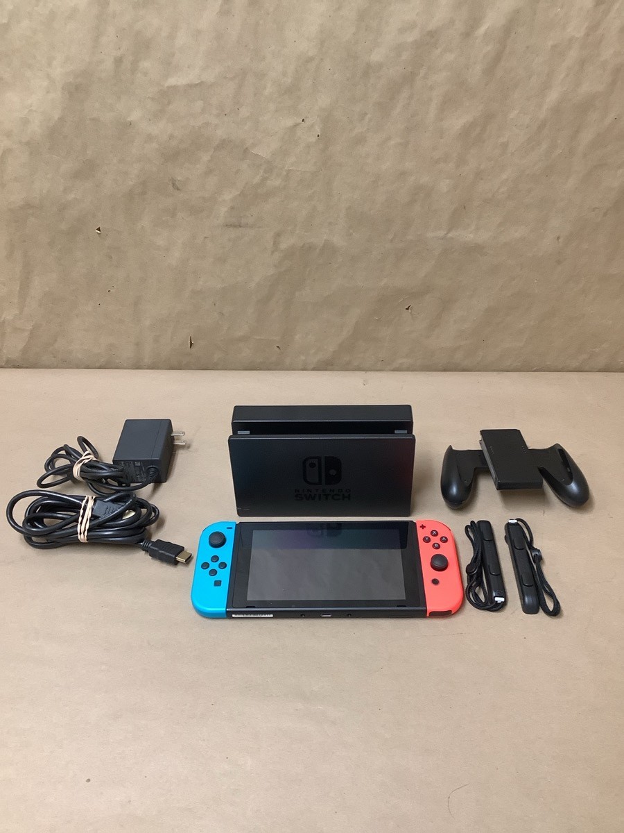 NINTENDO HAC-001 (-01) RED/BLUE (G29013742)