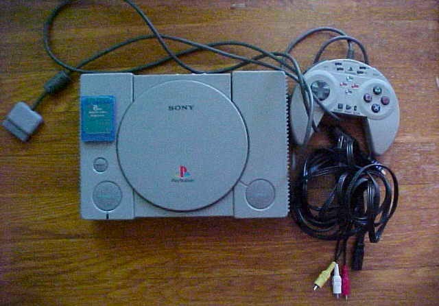 Playstation 1 SCPH-1001 ASCII Controller A/V & Power Cords Memory Card NTSC Nice
