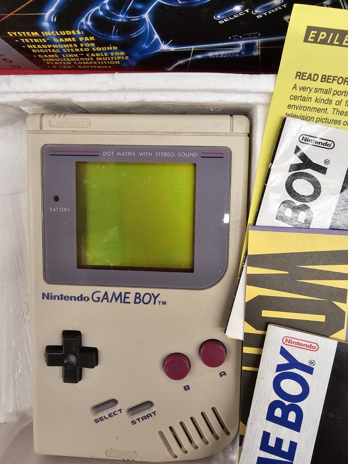 Original Nintendo Game Boy Console DMG-01 w/Box Console Manual Reg Card No Game