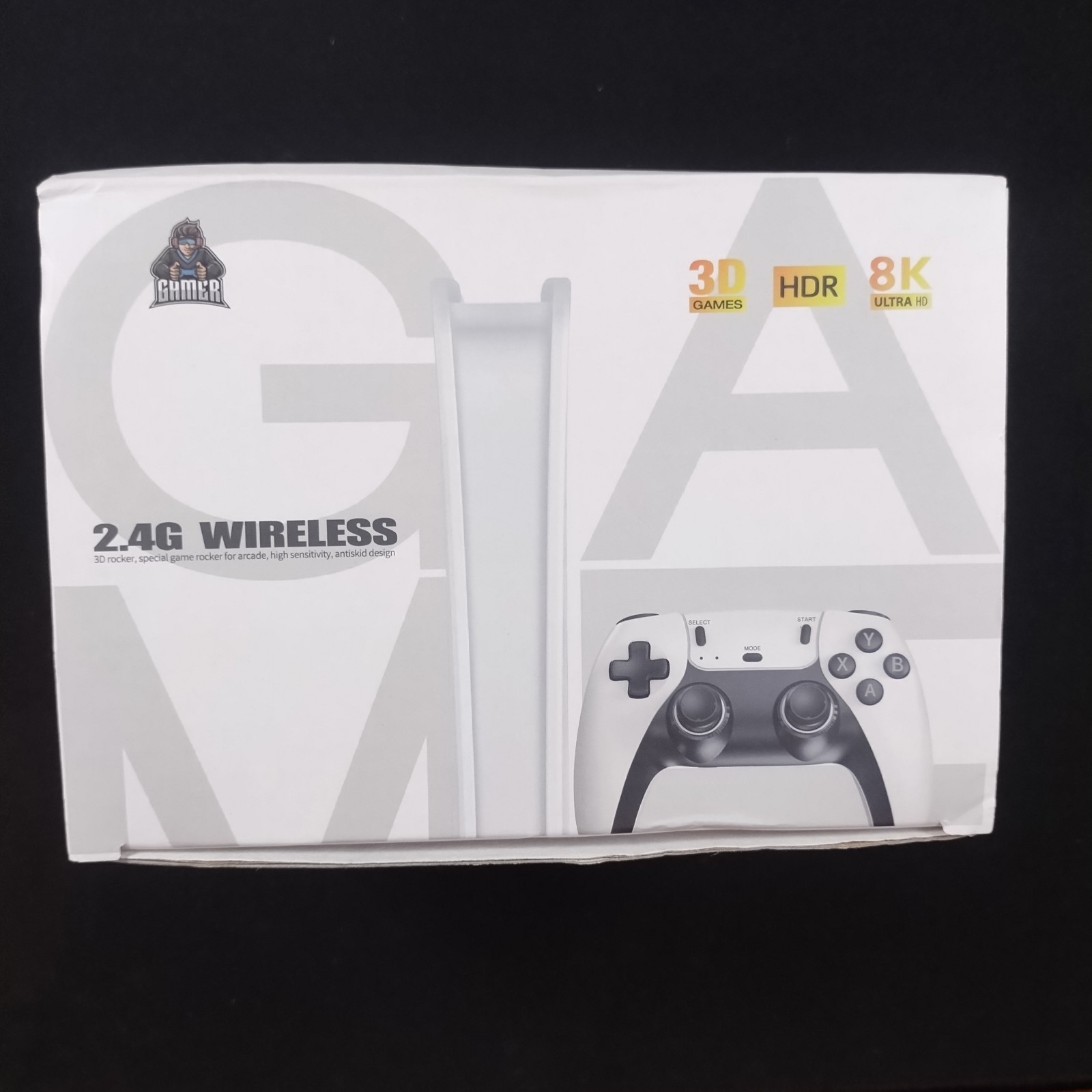Gamer Game Stick Pro 8K Ultra HD Microconsole 2.4G Wireless White Black