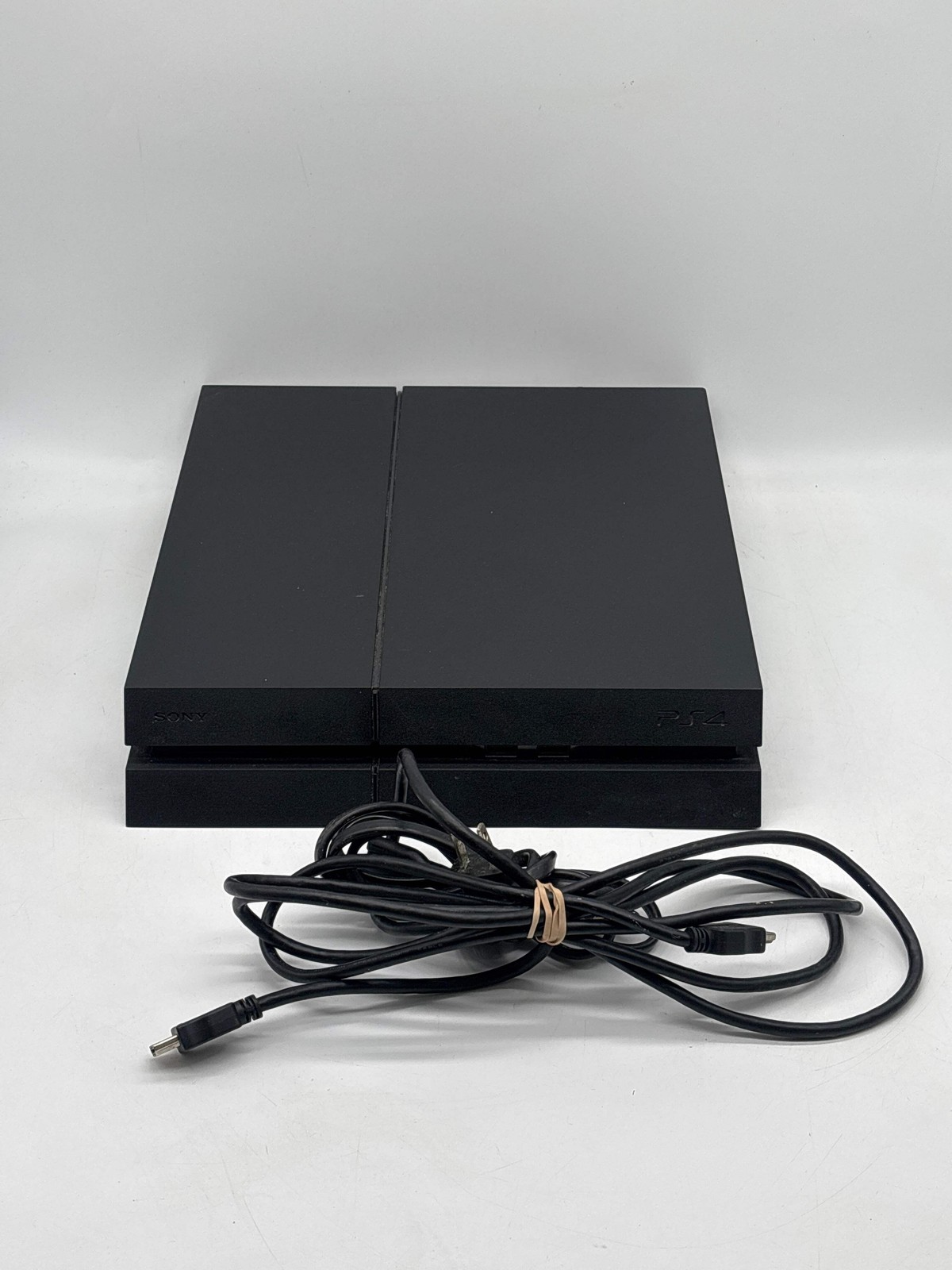 Sony PlayStation 4 (CUH-1215A) 500GB Console W Power/HDMI Cables – Used
