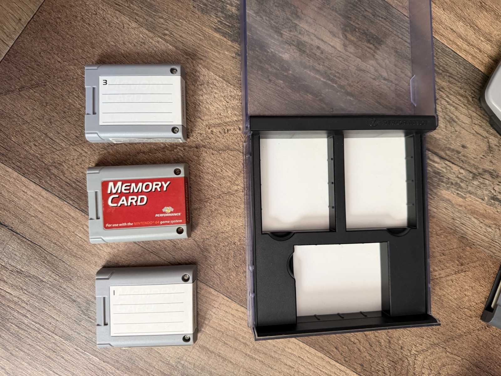 Nintendo 64 Accessory lot – Memory cards – Rumble pack – Transfer Pack