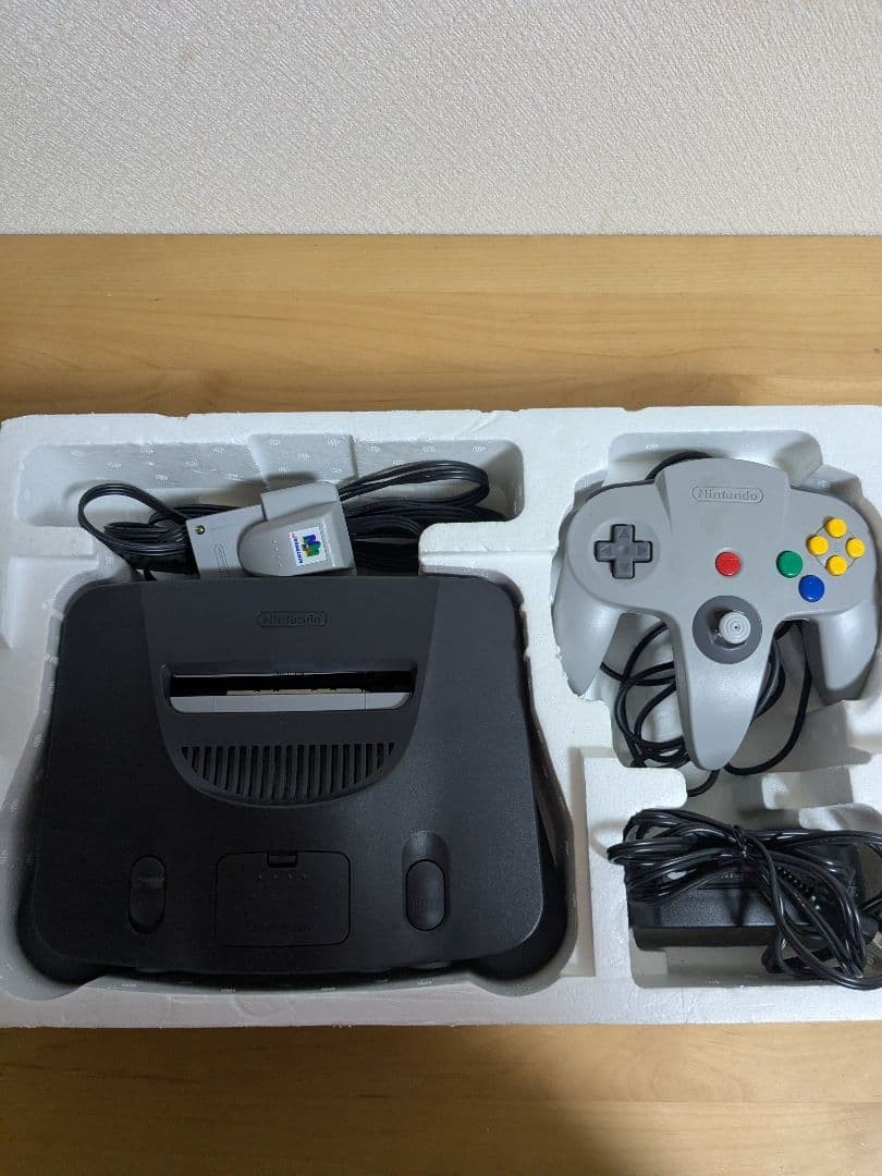 Junk NINTENDO 64 console and controller set Operation not confirmed